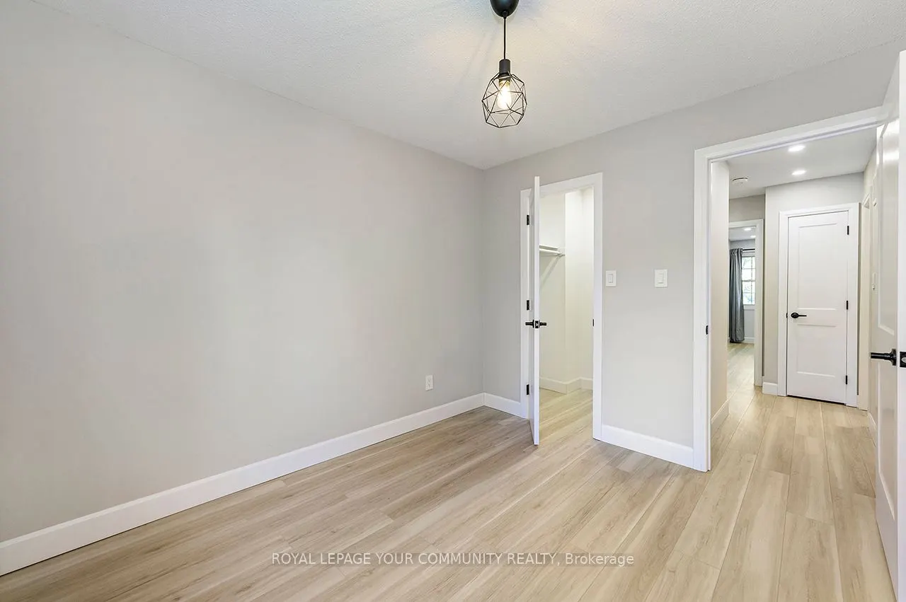 2120 Rathburn Road E, #102