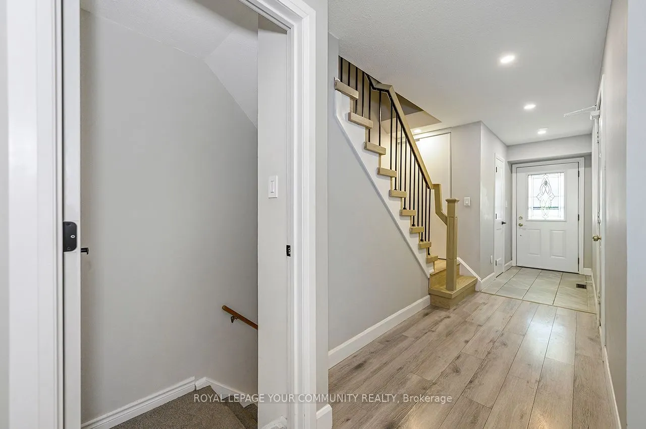 2120 Rathburn Road E, #102