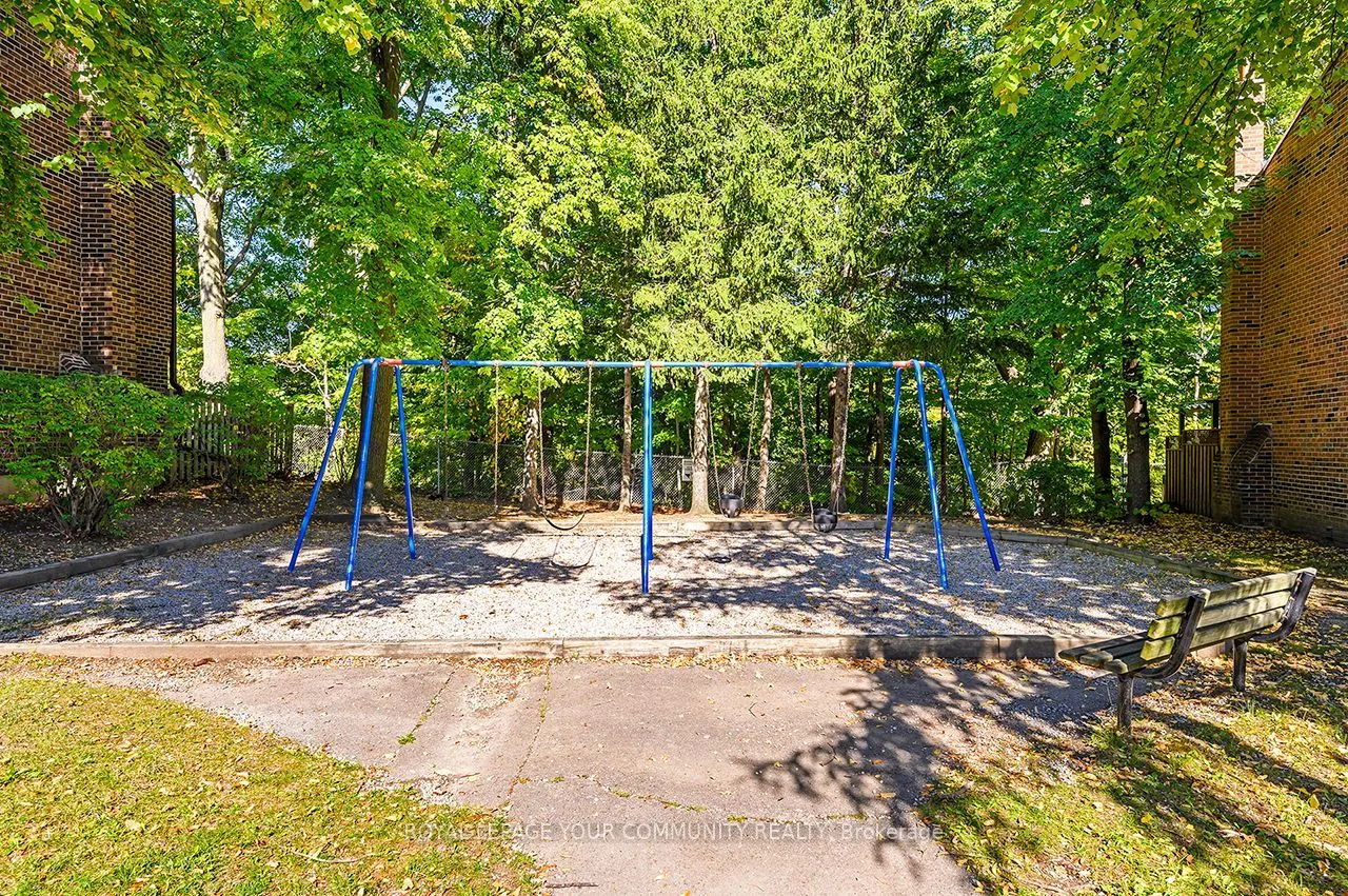 2120 Rathburn Road E, #102