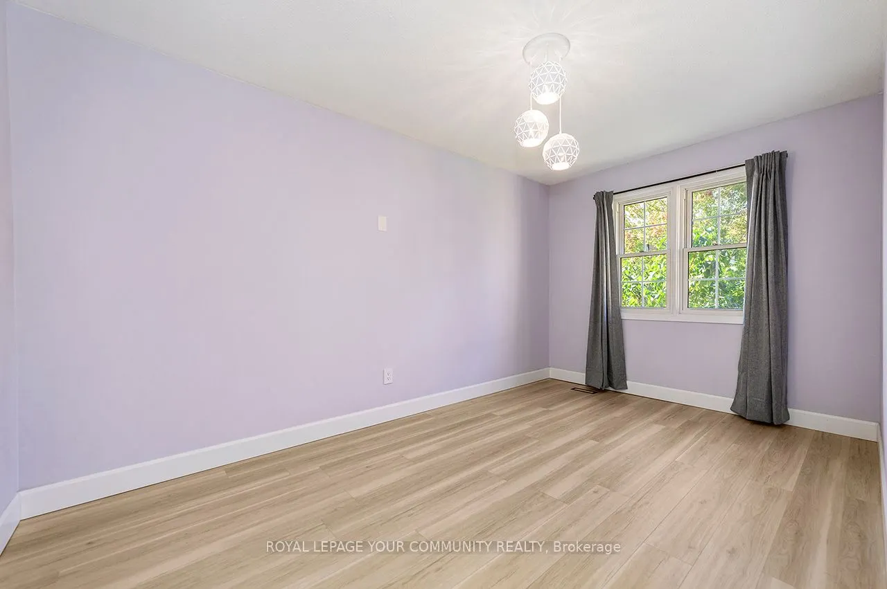 2120 Rathburn Road E, #102