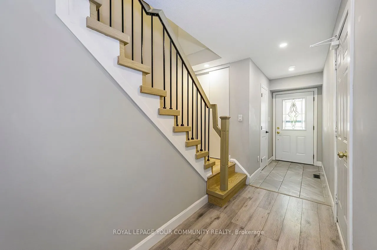 2120 Rathburn Road E, #102