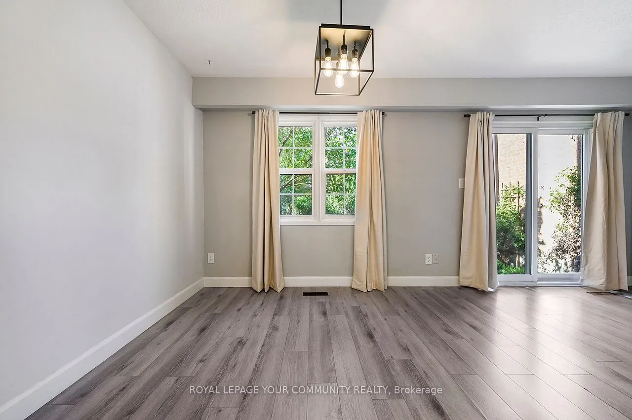 2120 Rathburn Road E, #102