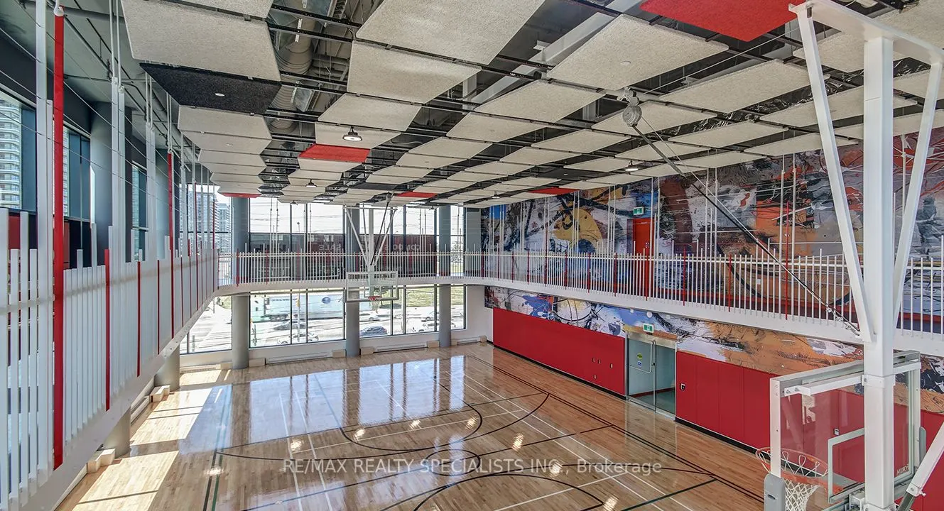 2485 Eglinton Avenue W, #1405