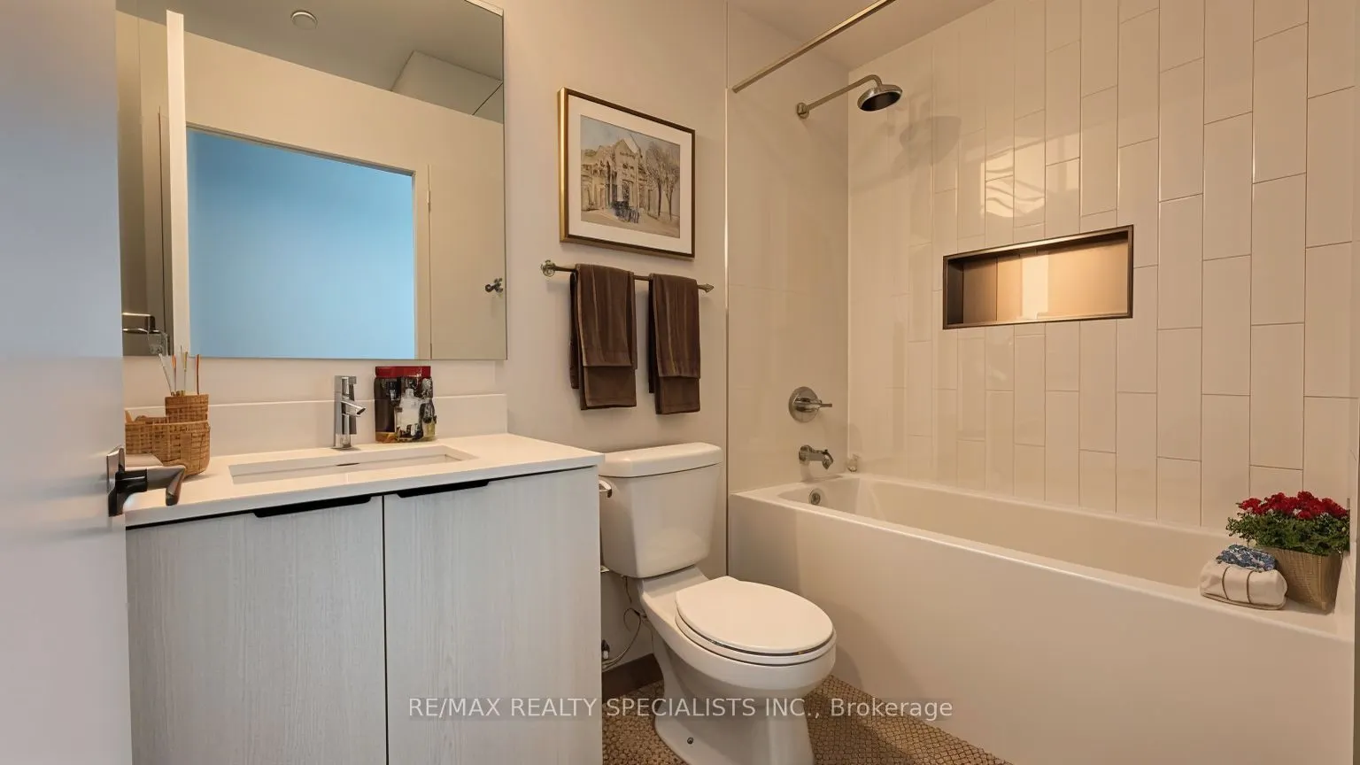 2485 Eglinton Avenue W, #1405