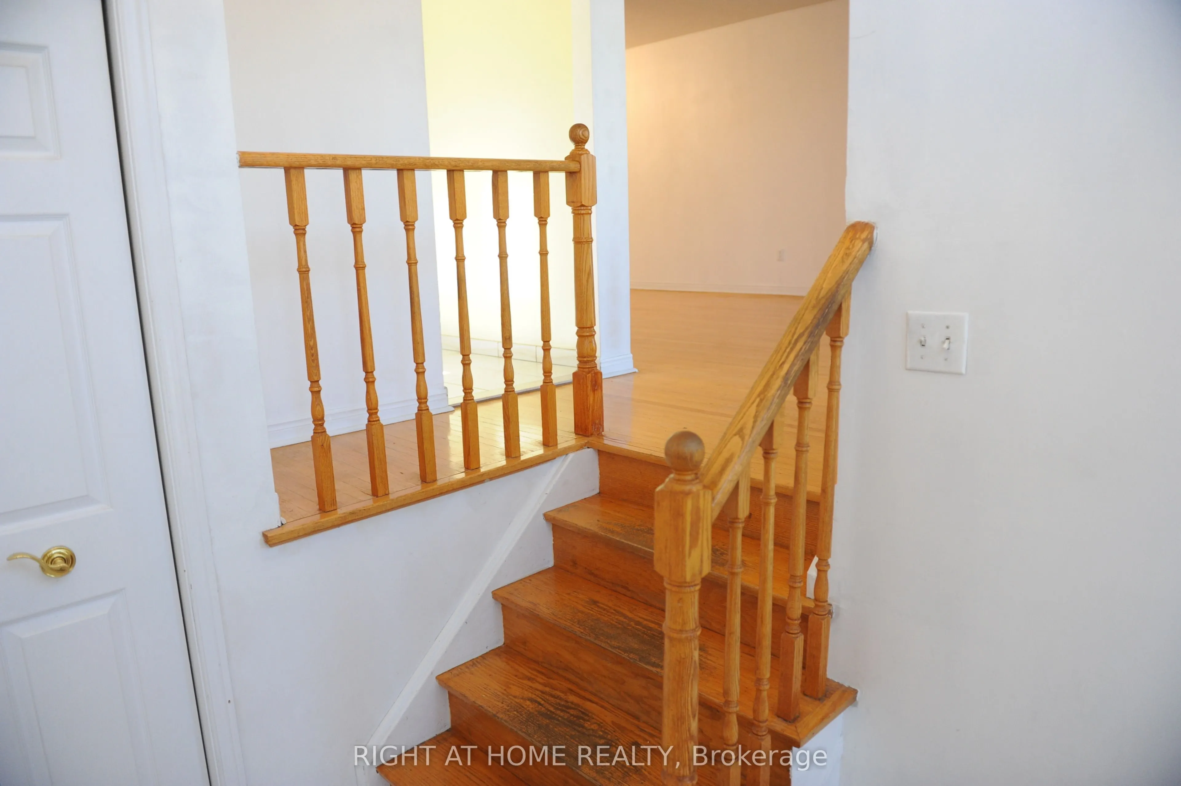 1618 Corkstone Glade, #Upper