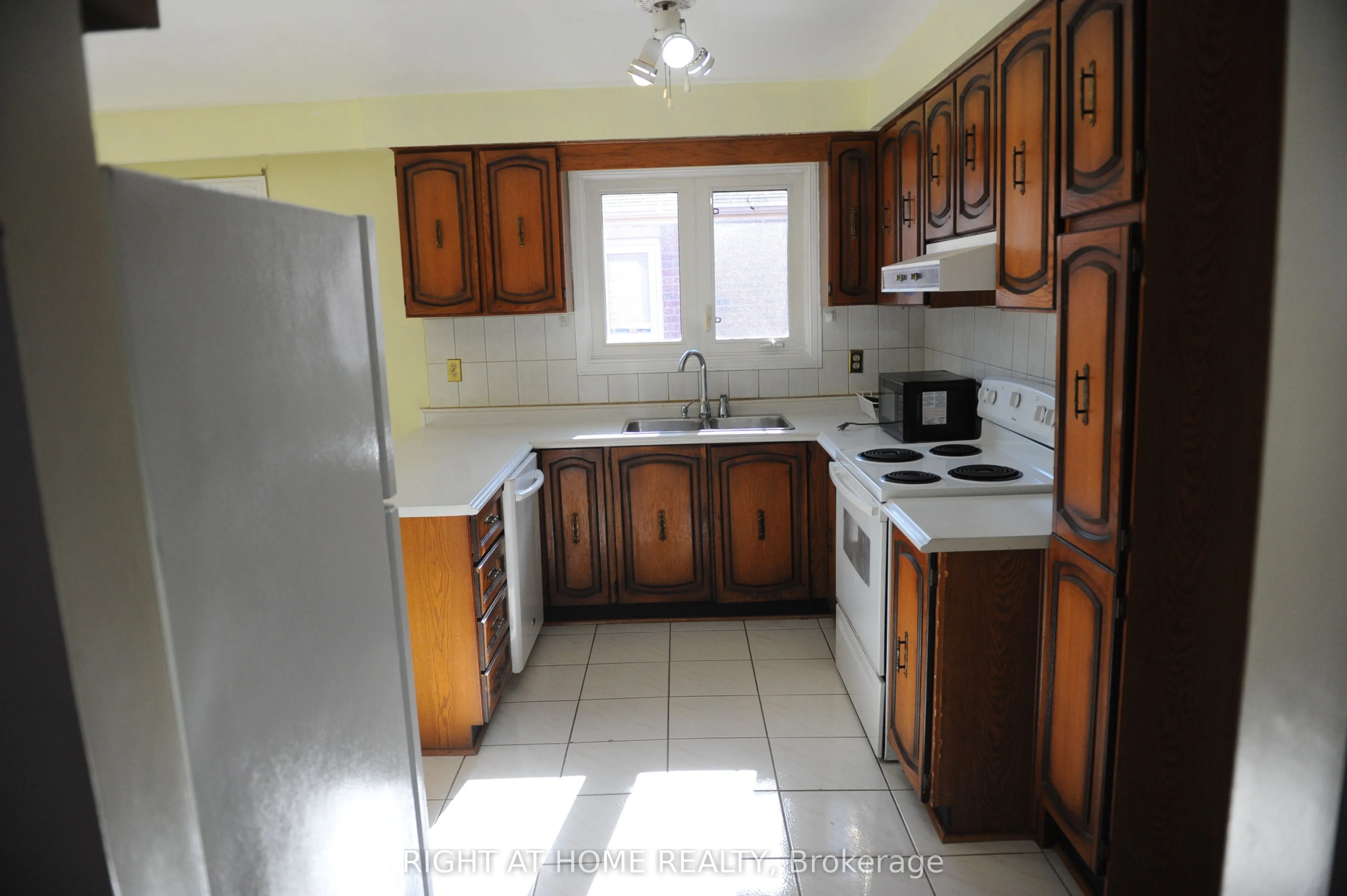 1618 Corkstone Glade, #Upper