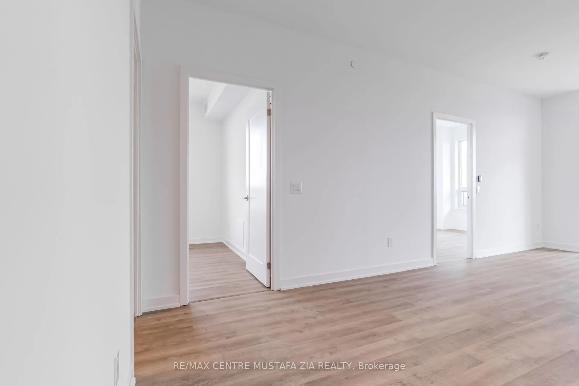 5105 Hurontario Street, #3202