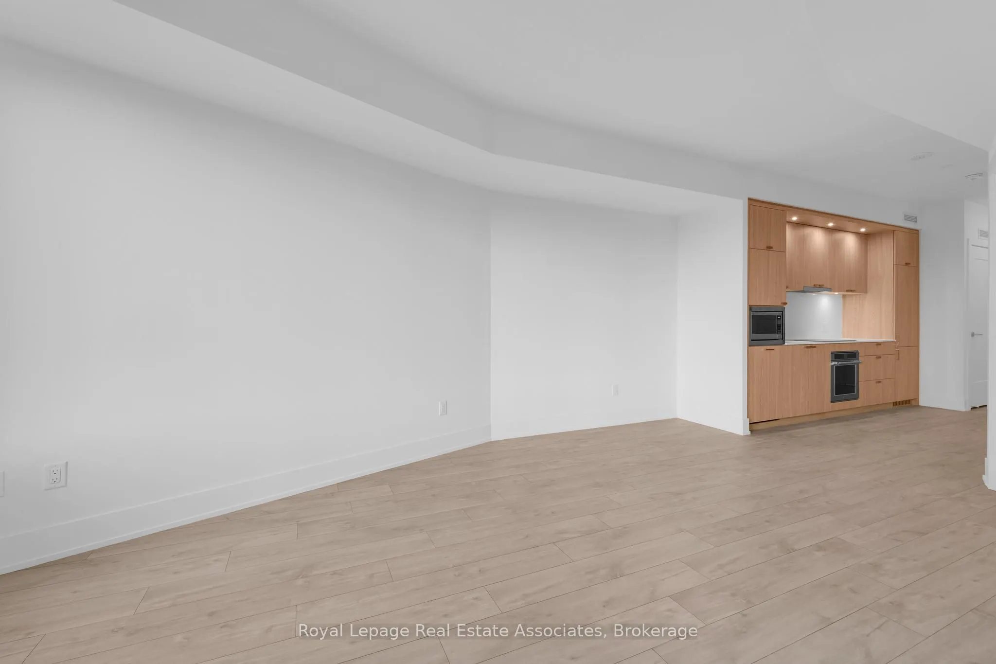 259 The Kingsway, #330