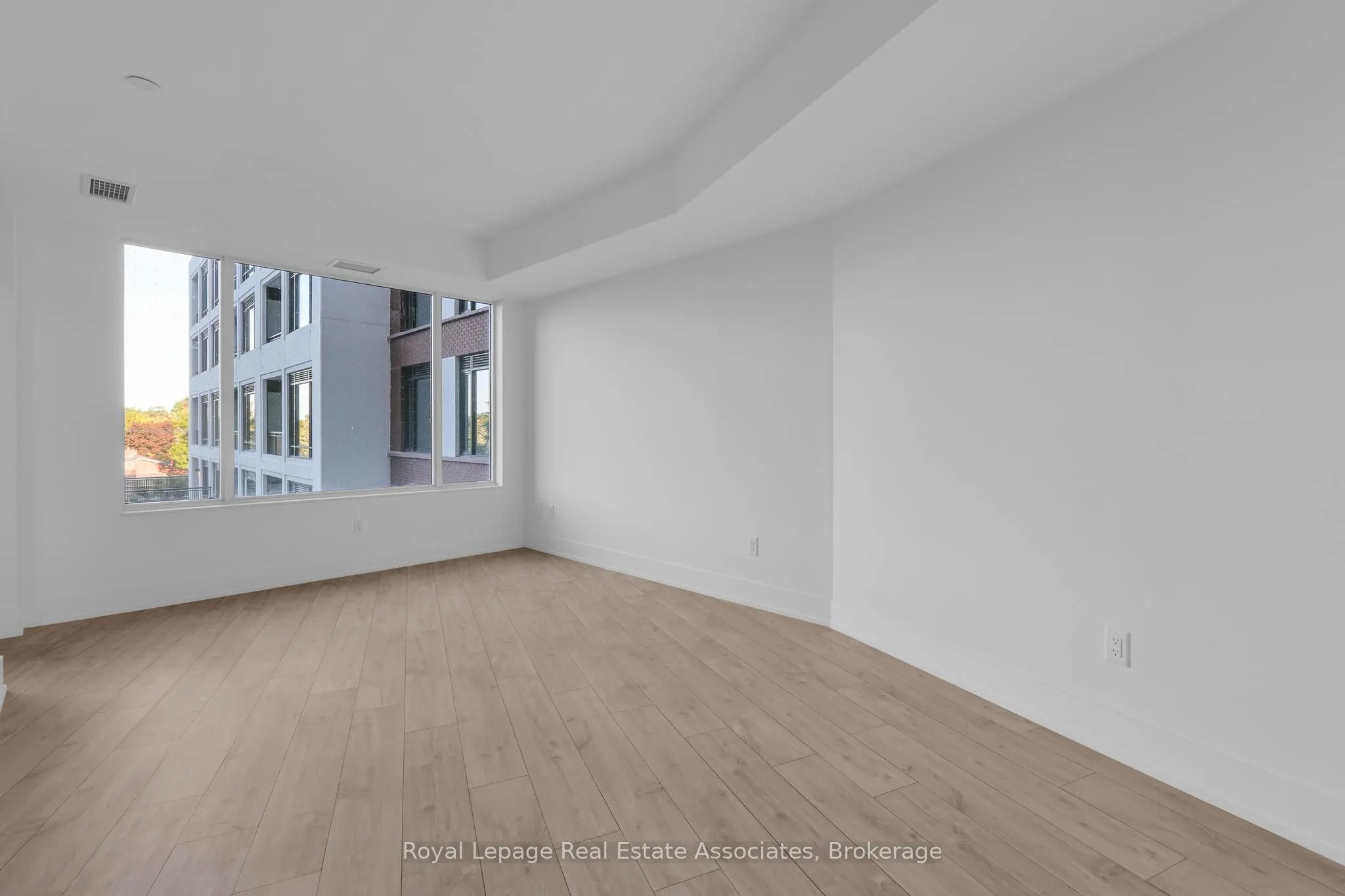 259 The Kingsway, #330