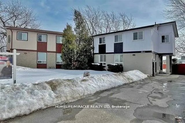 7 Greenhills Square