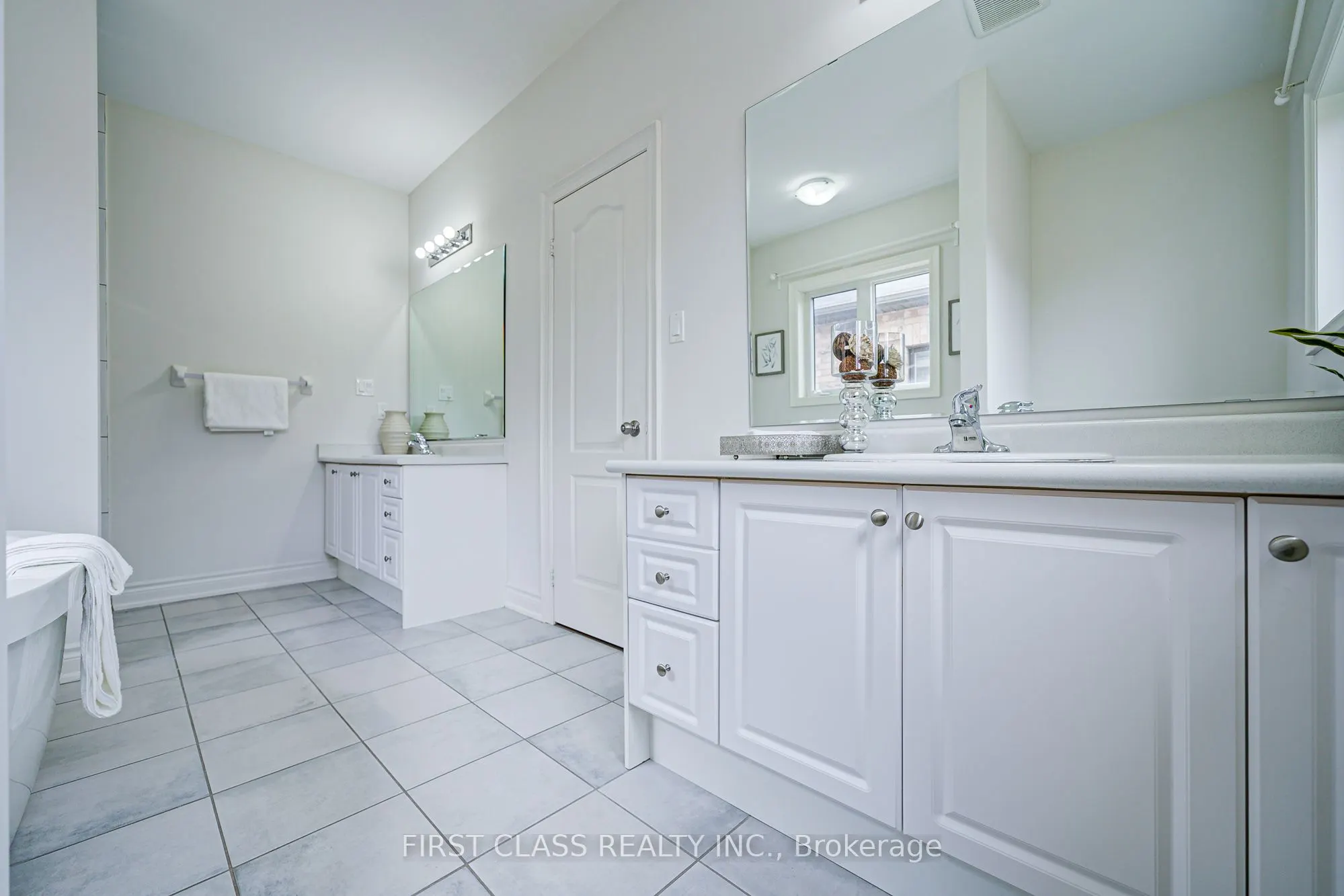 3103 Streamwood Passage