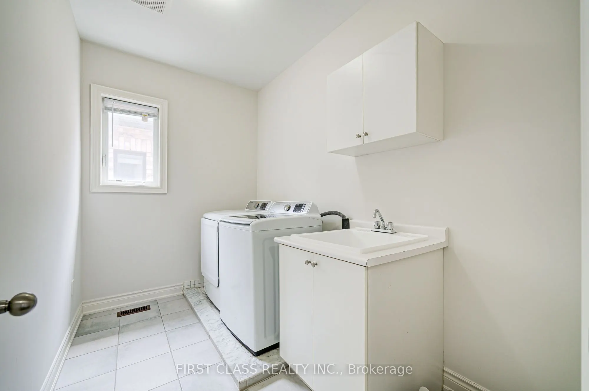 3103 Streamwood Passage