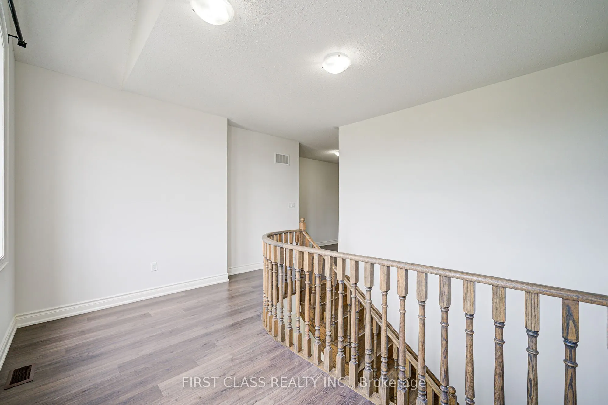 3103 Streamwood Passage