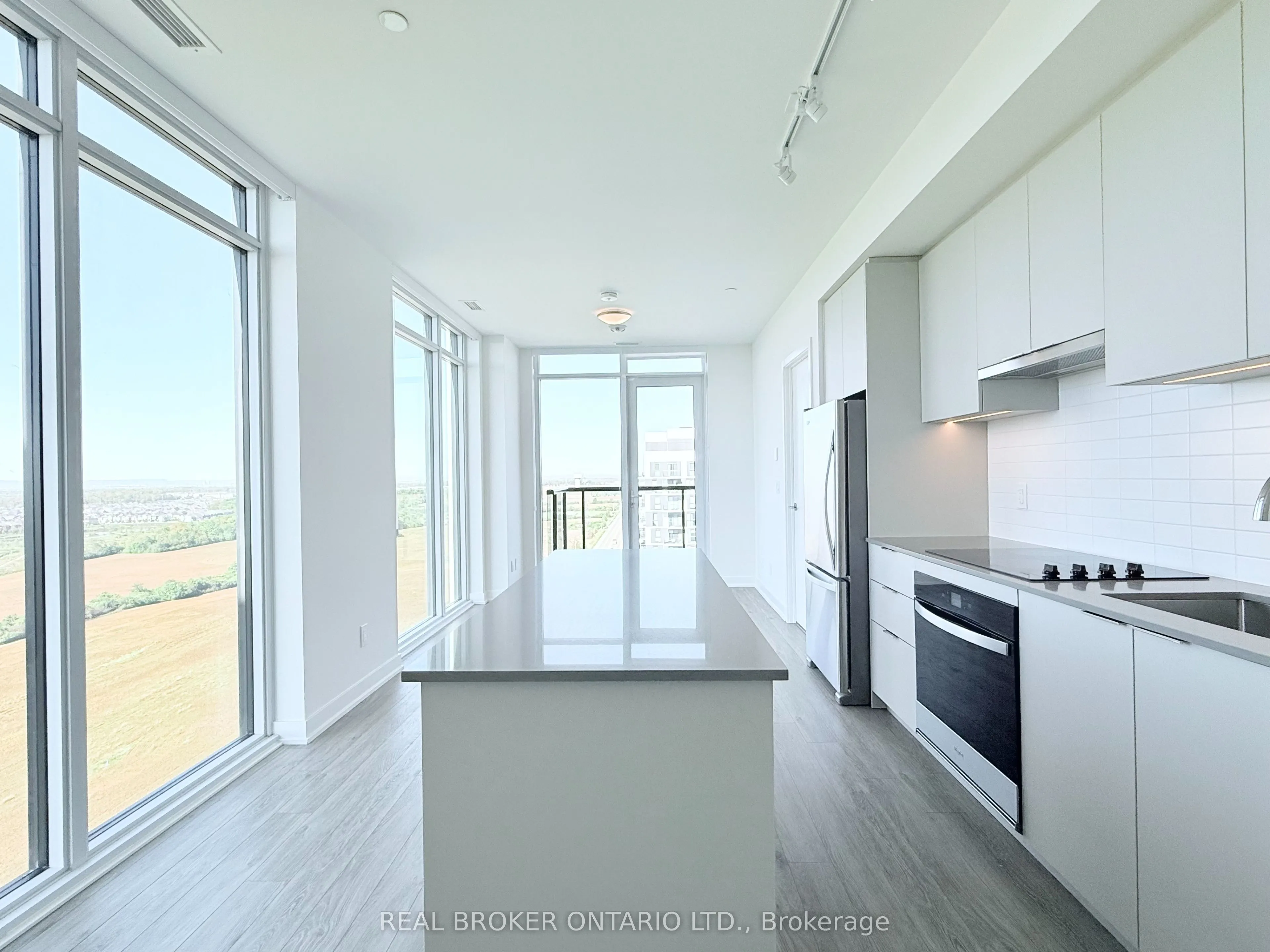 3079 Trafalgar Road, #2003