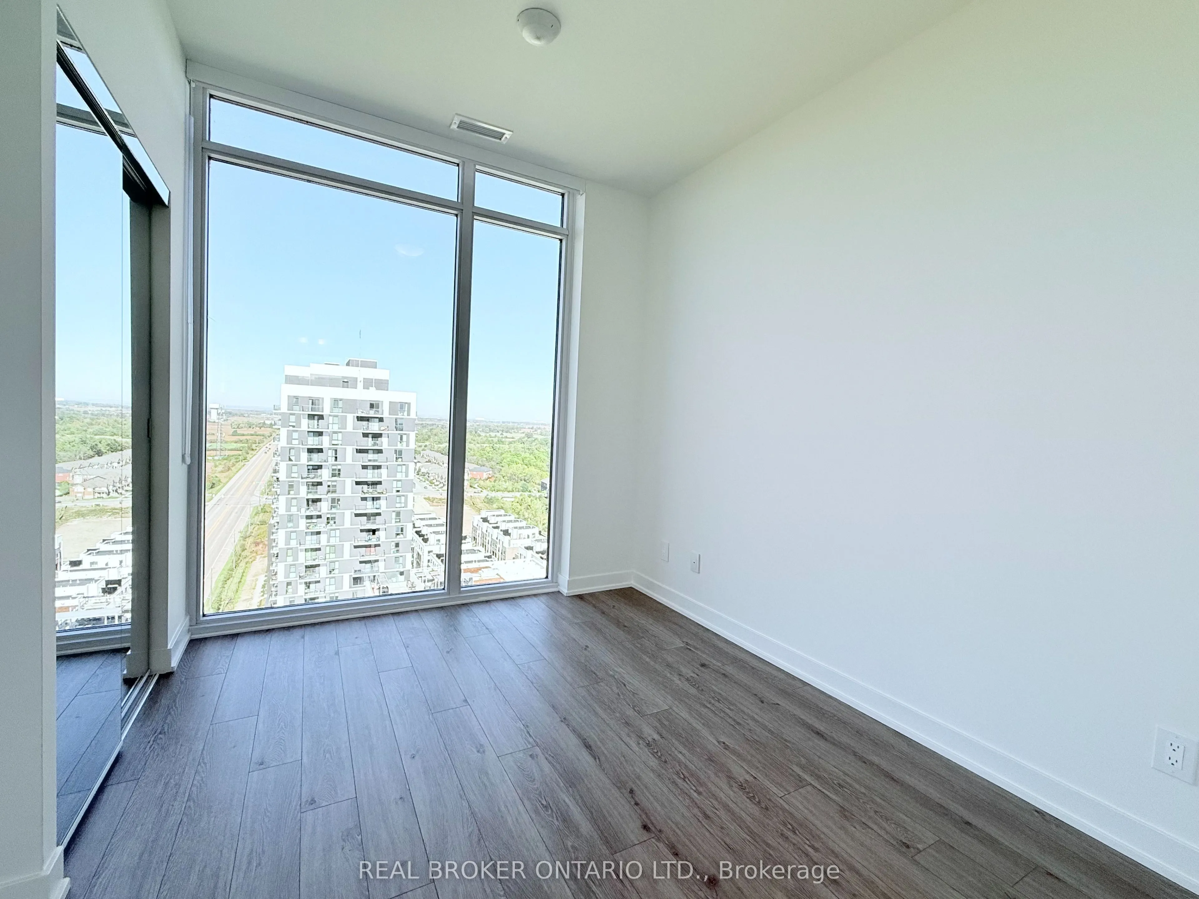 3079 Trafalgar Road, #2003