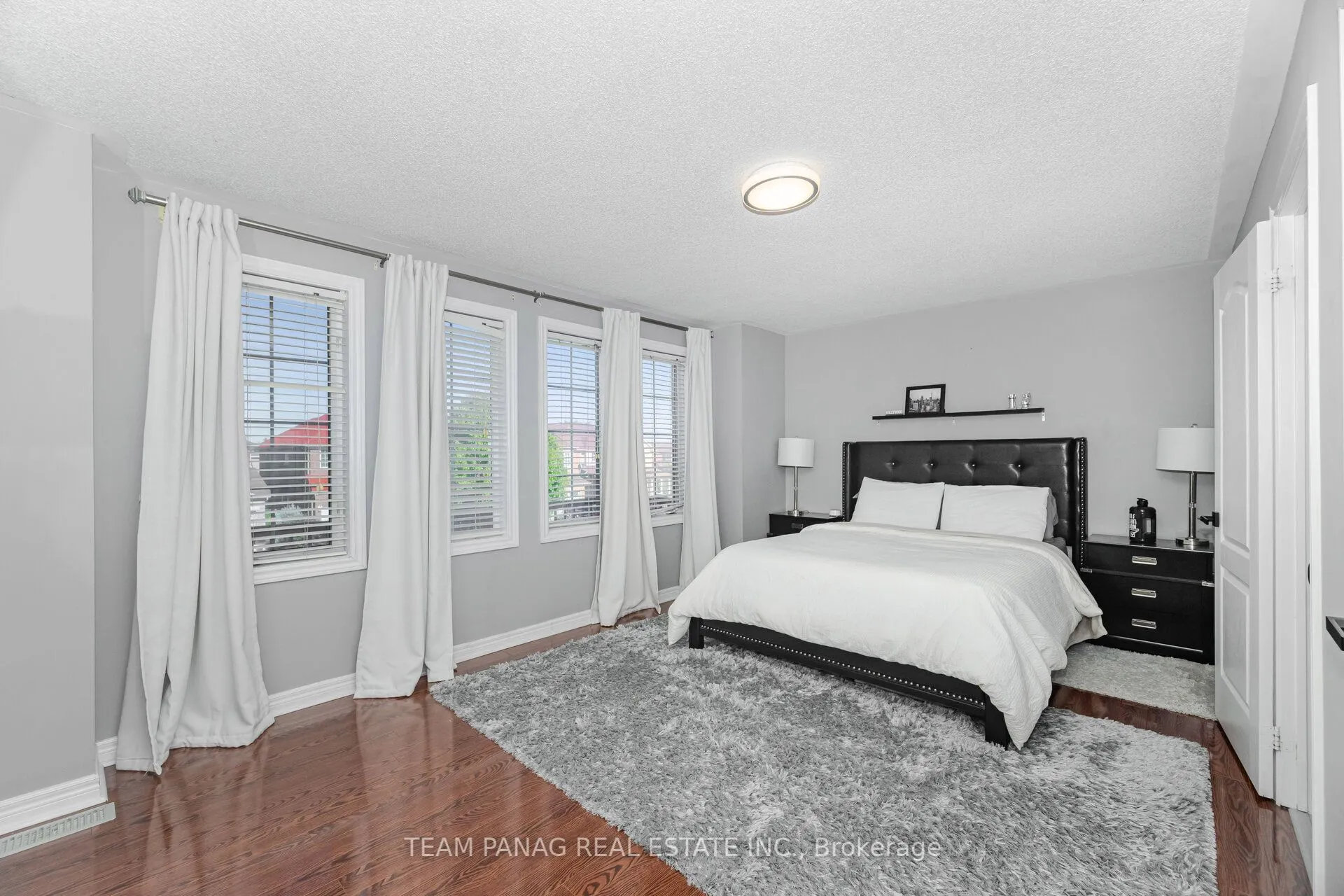54 Whitewash Way