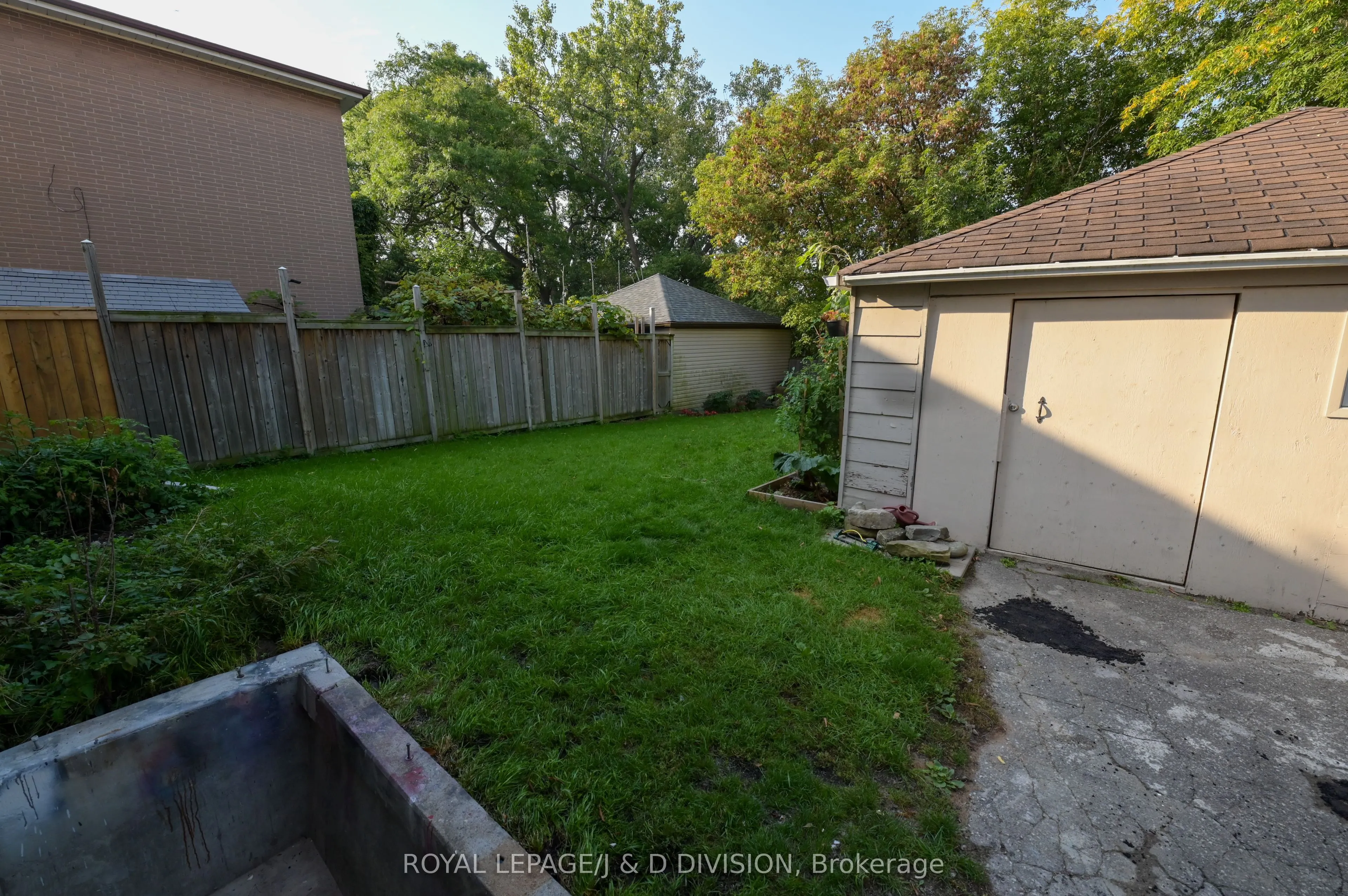 136 Windermere Avenue, #1