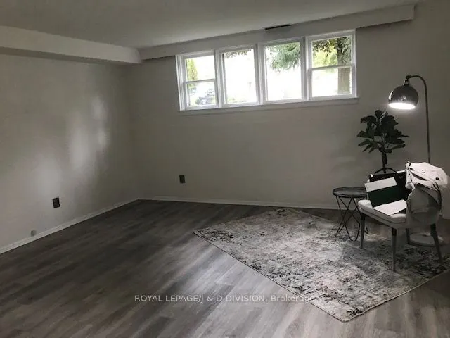 136 Windermere Avenue, #1