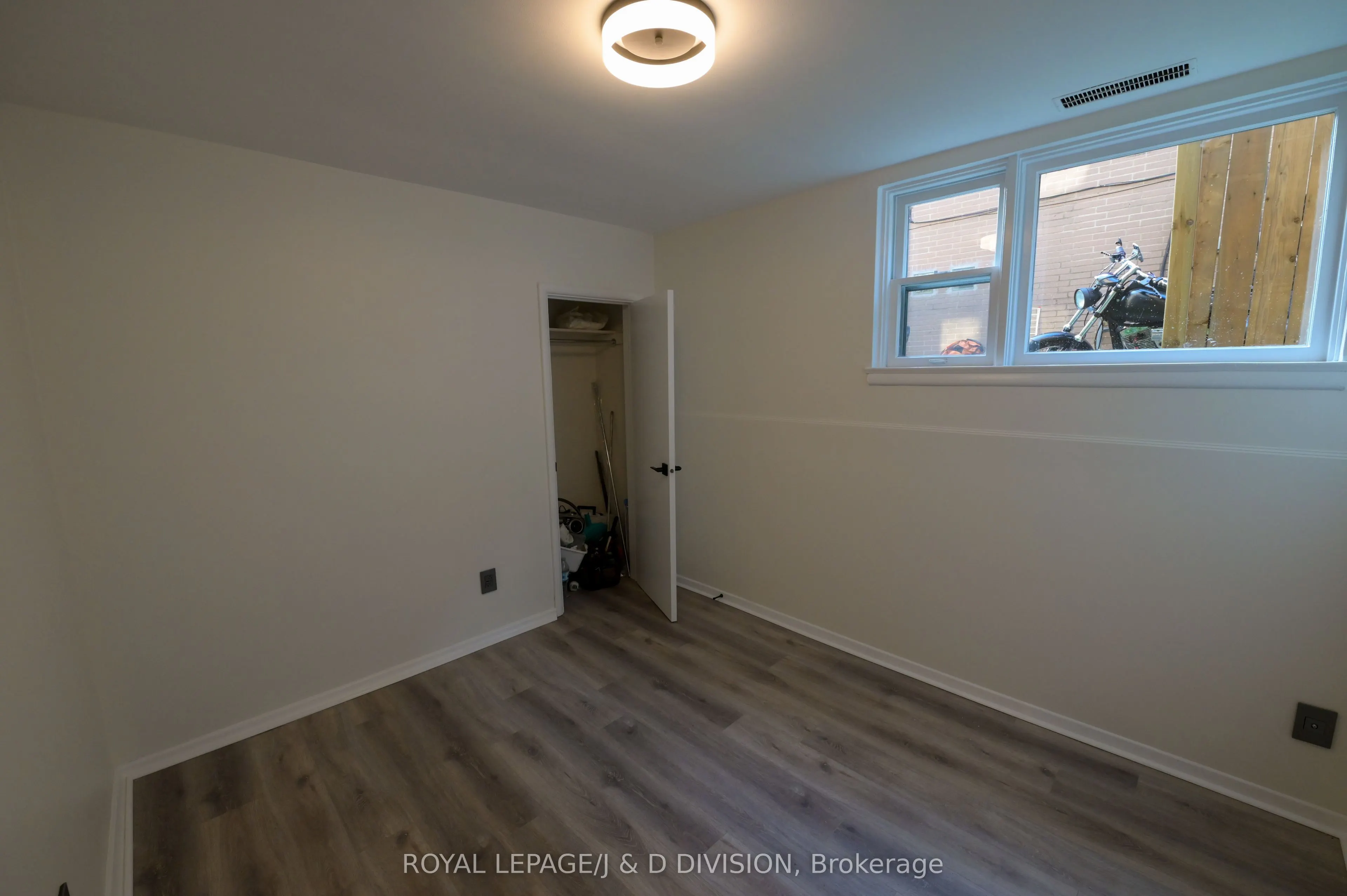 136 Windermere Avenue, #1