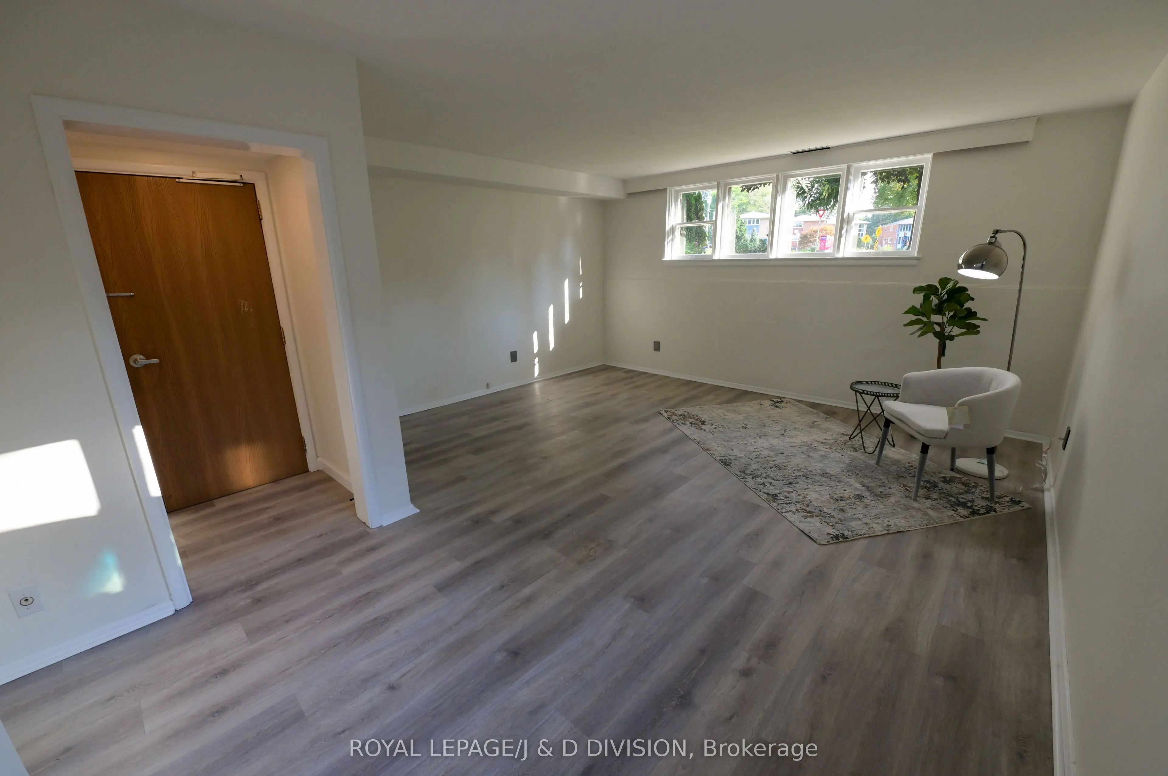 136 Windermere Avenue, #1
