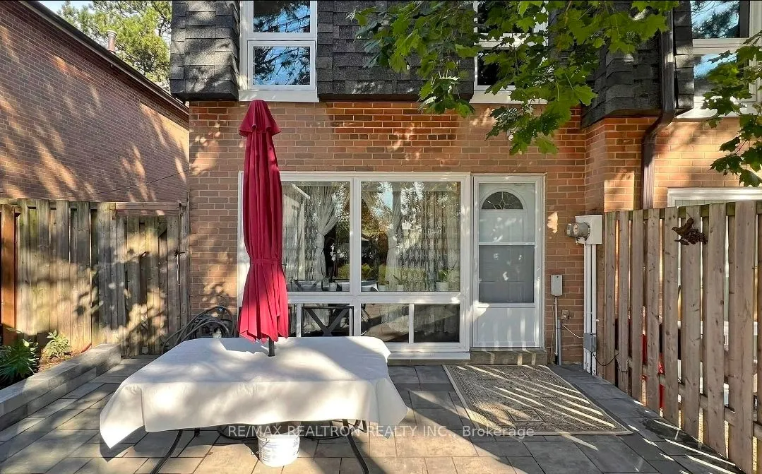 19 Derrydown Road, #10