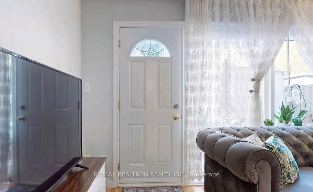 19 Derrydown Road, #10