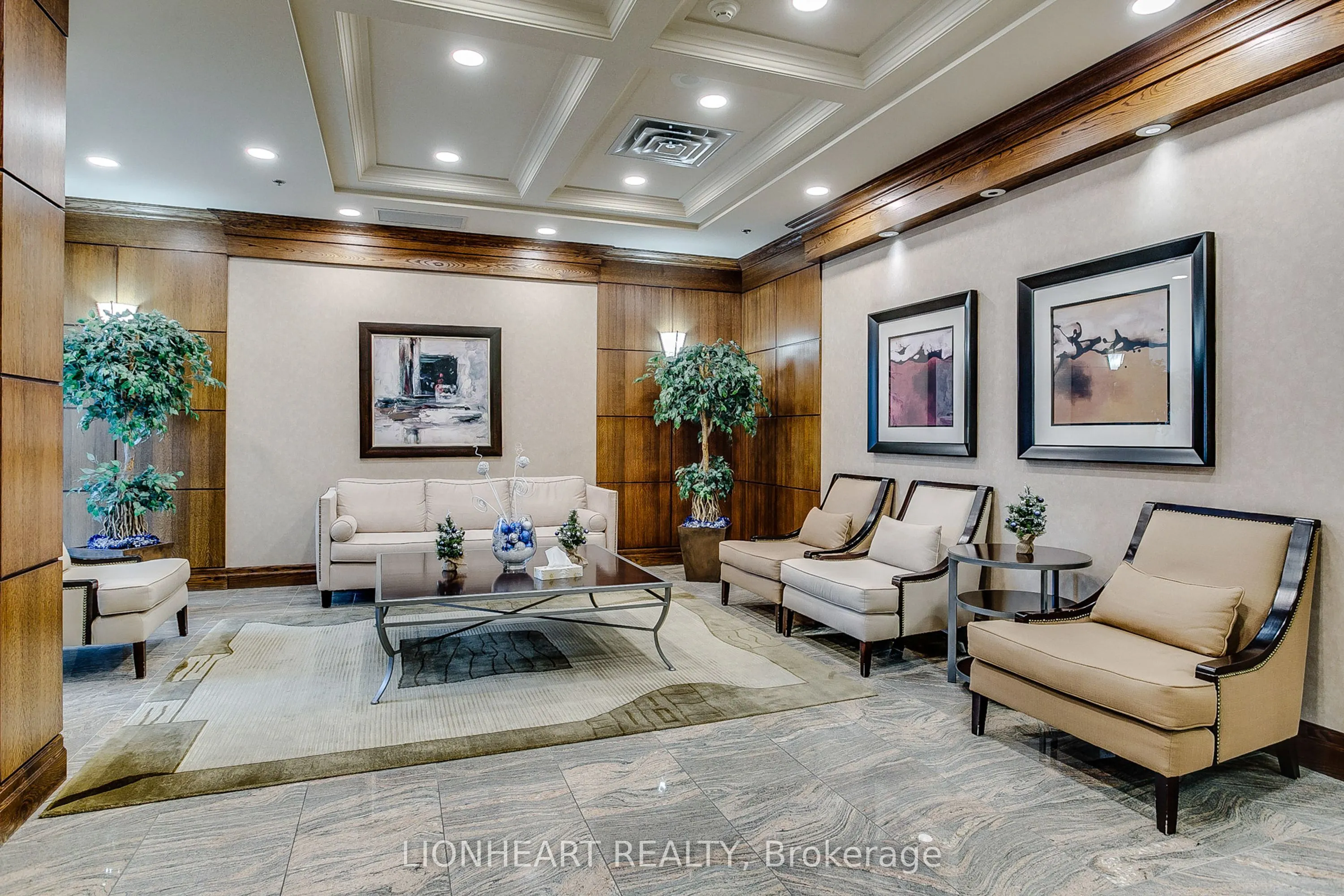 5 Michael Power Place, #709