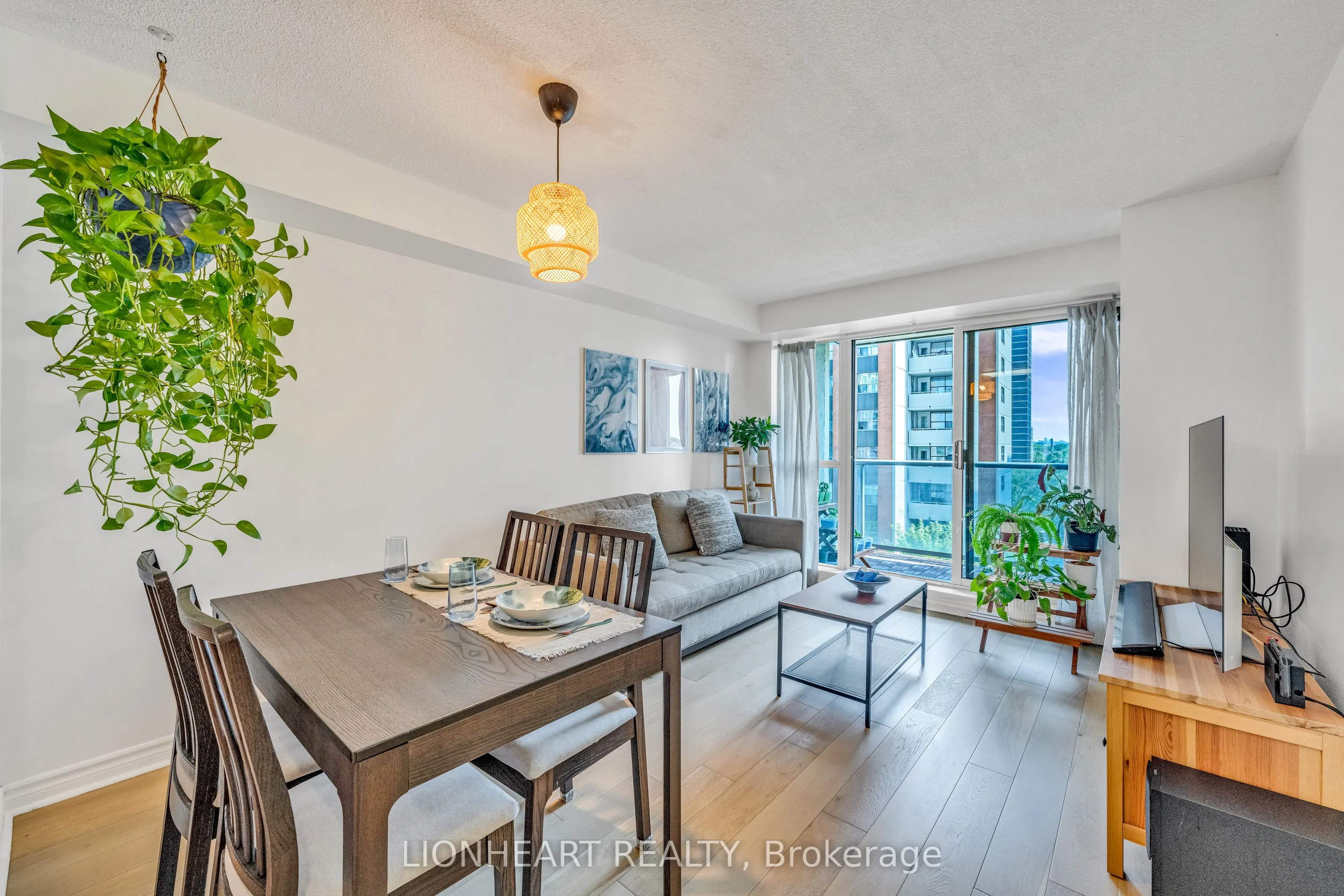 5 Michael Power Place, #709