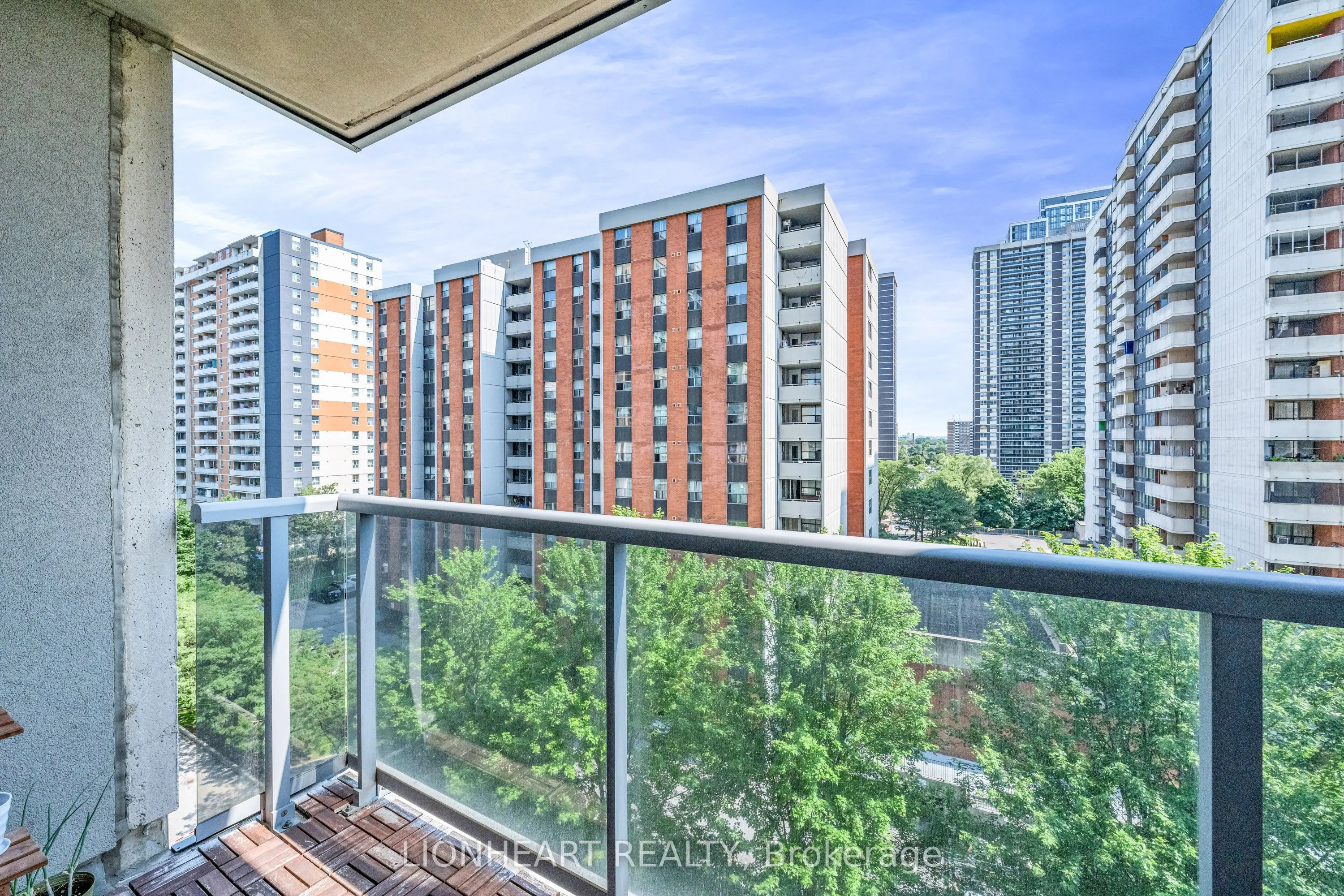 5 Michael Power Place, #709