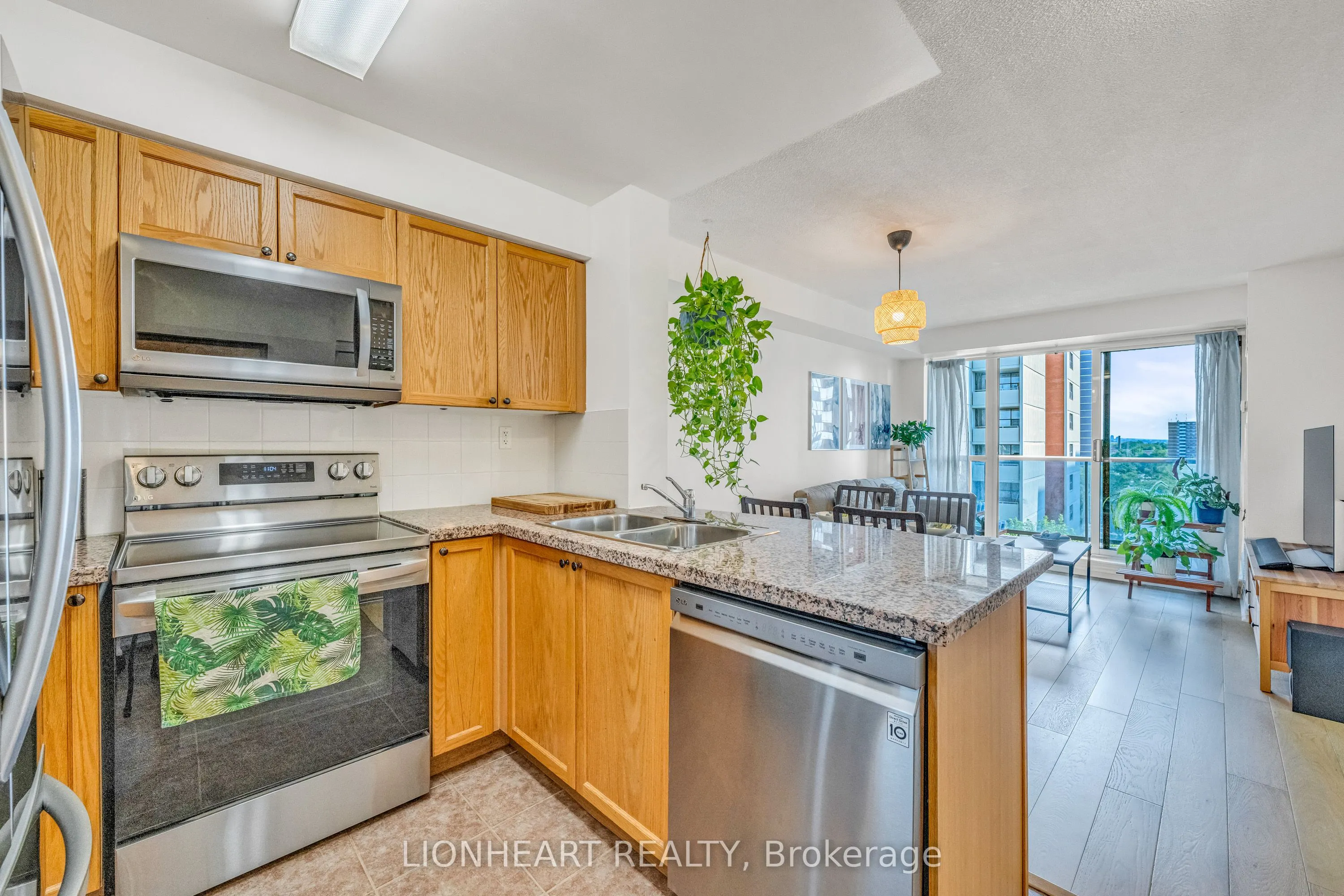 5 Michael Power Place, #709
