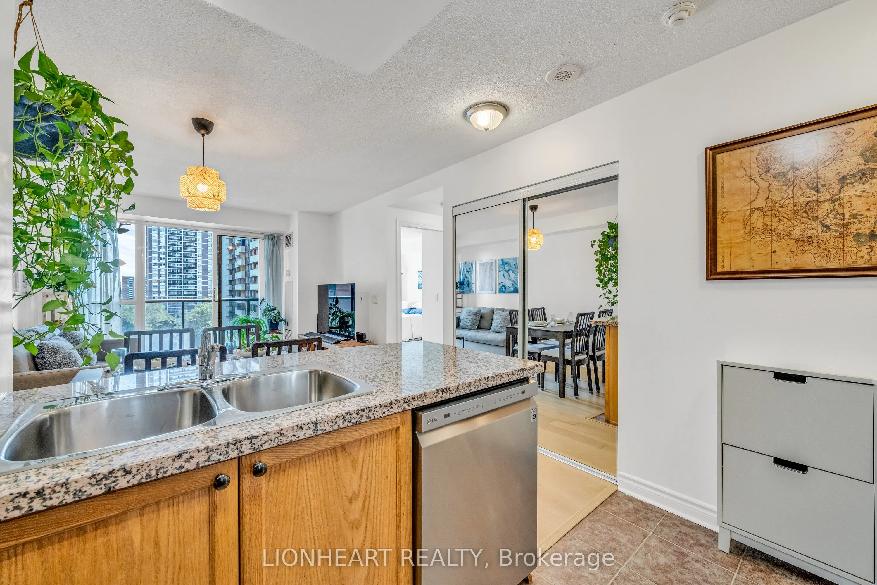 5 Michael Power Place, #709