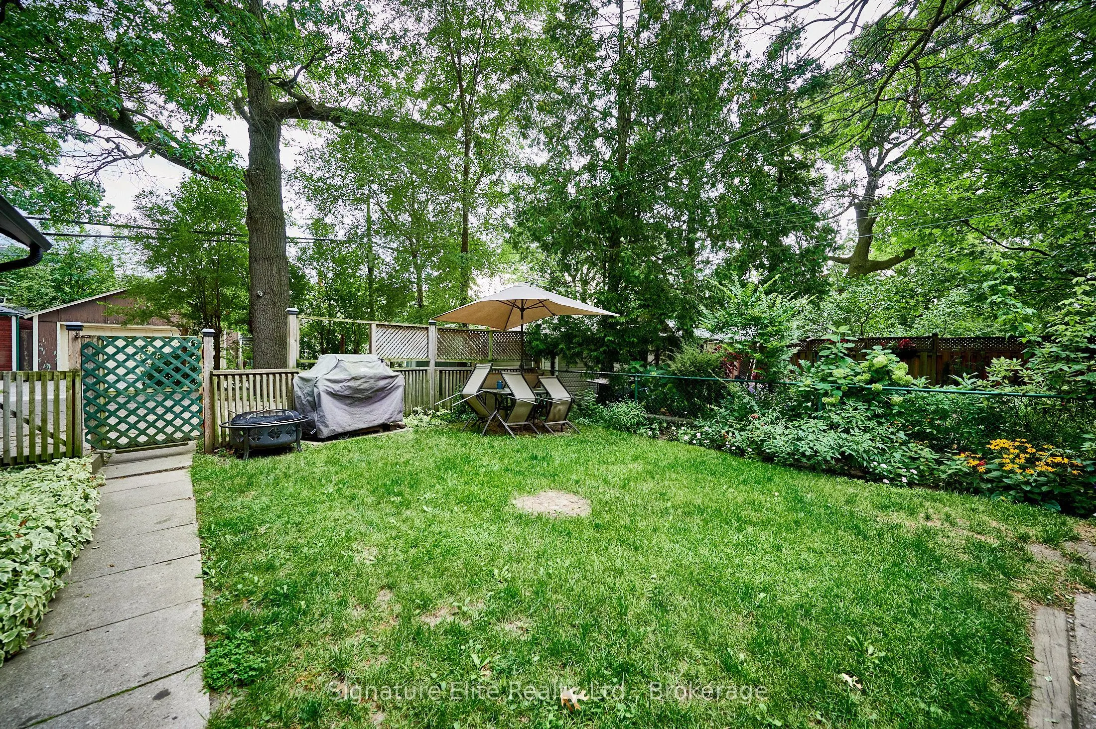 572 Runnymede Road, #1
