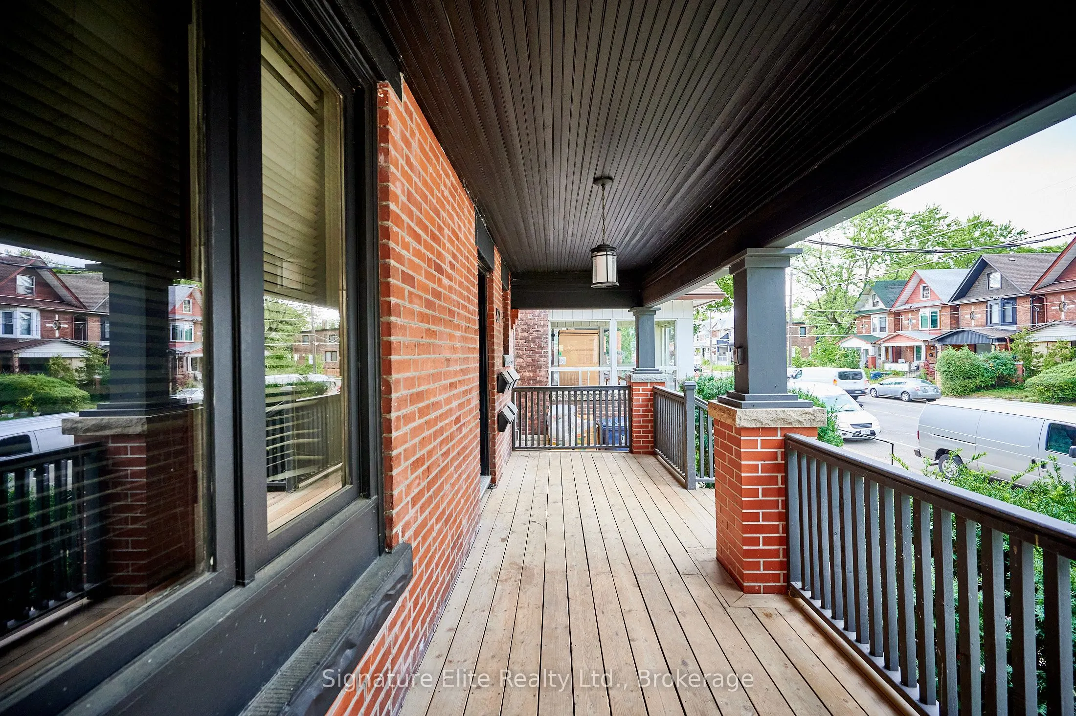 572 Runnymede Road, #1