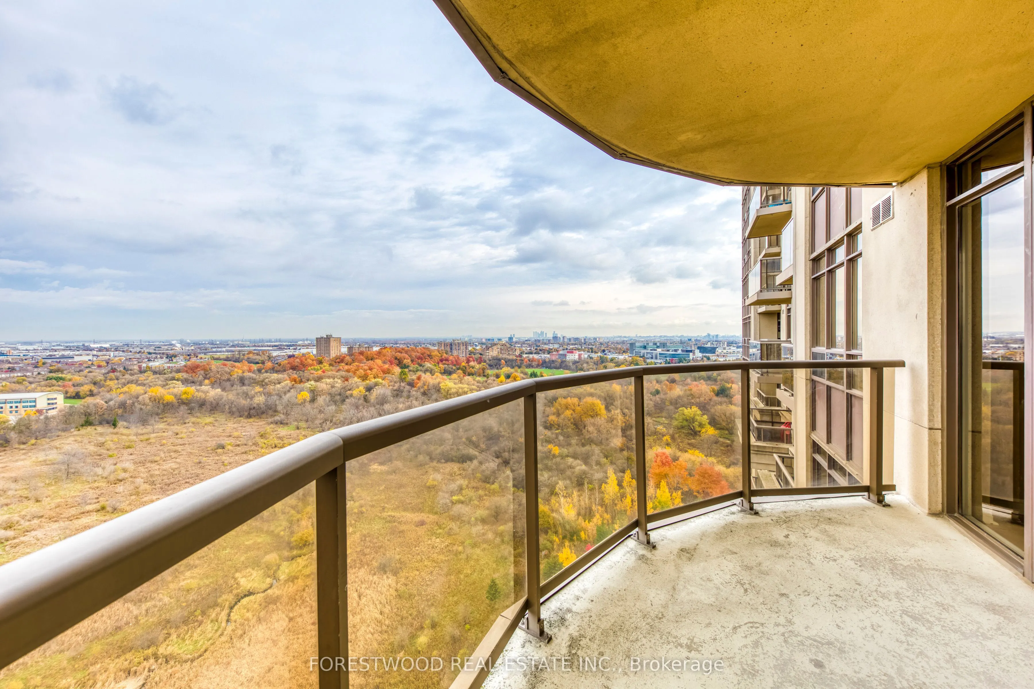 710 HUMBERWOOD Boulevard, #2002