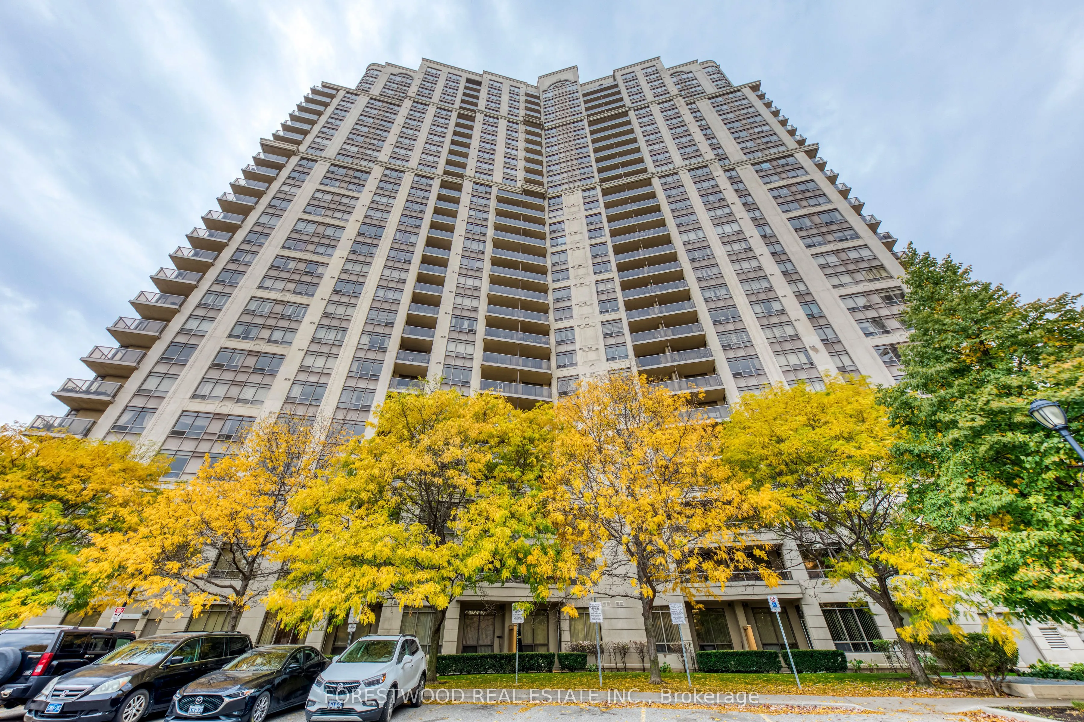 710 HUMBERWOOD Boulevard, #2002