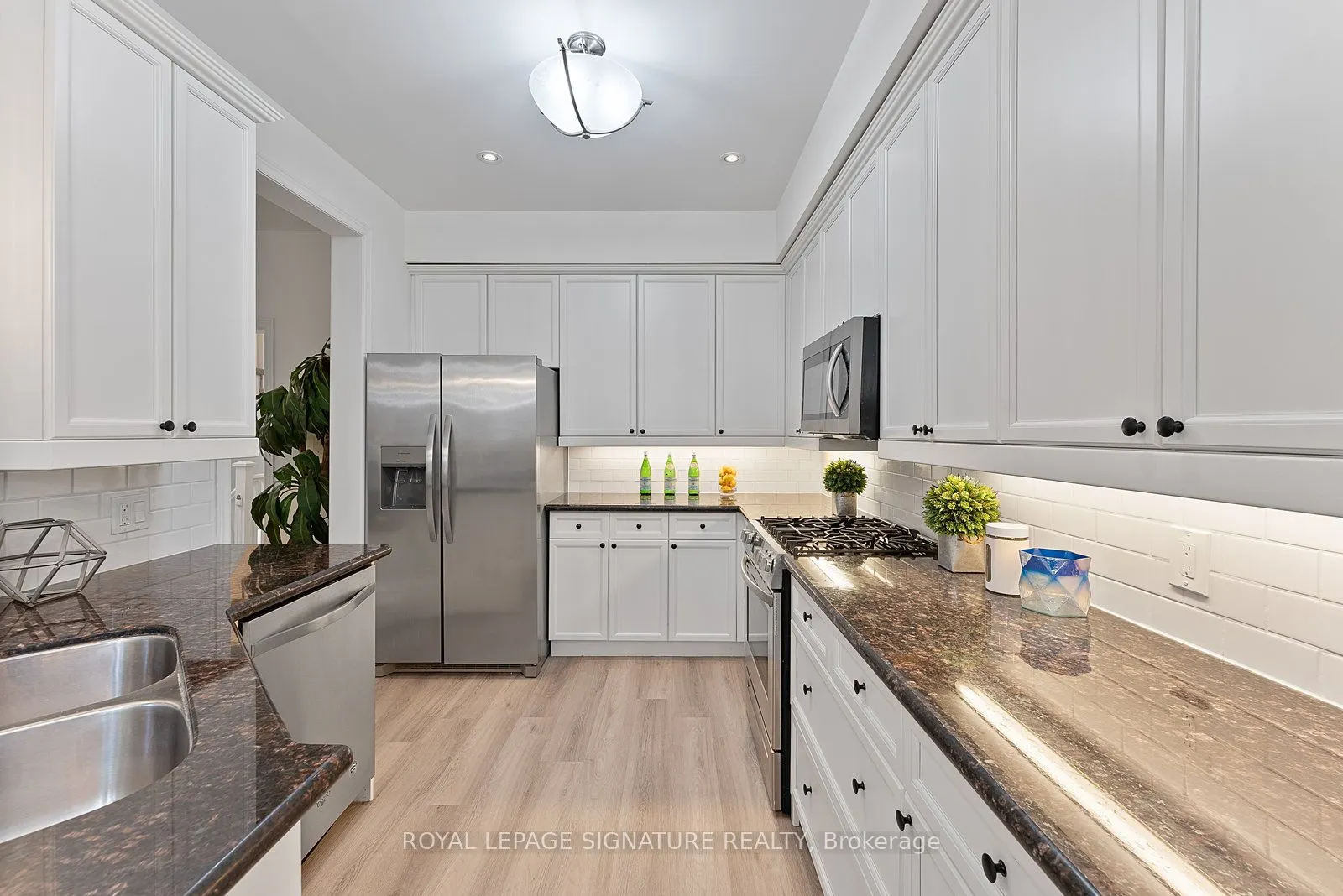 2410 Woodward Avenue, #27