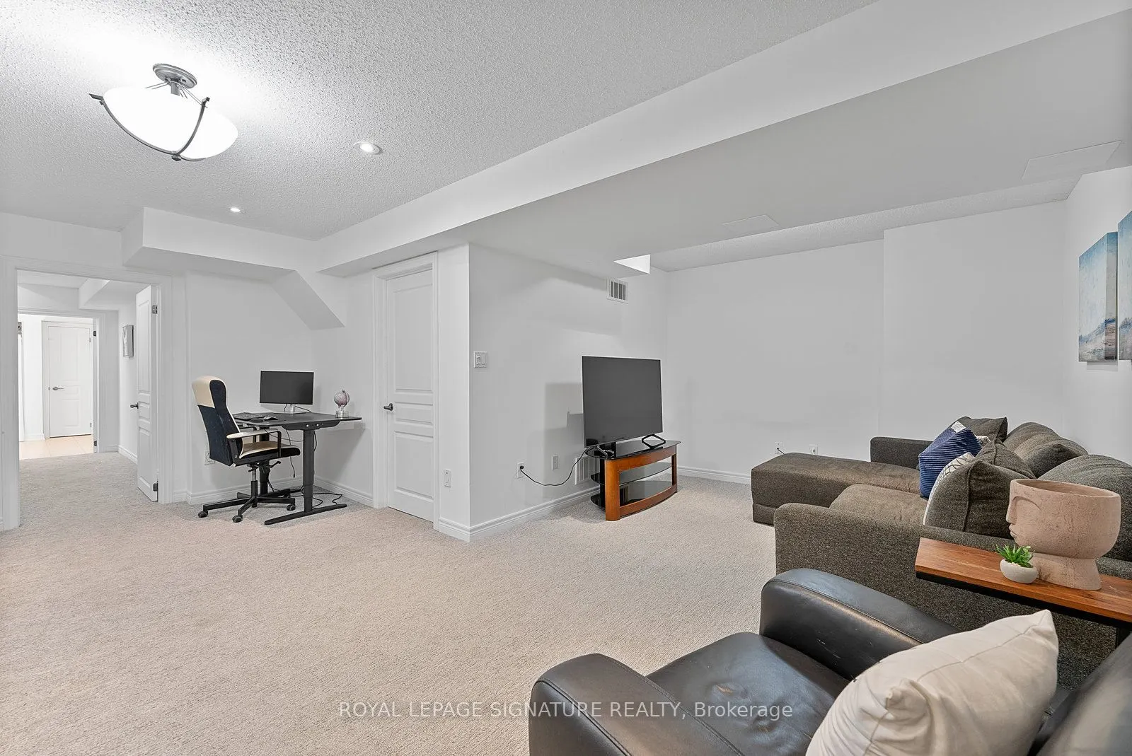 2410 Woodward Avenue, #27