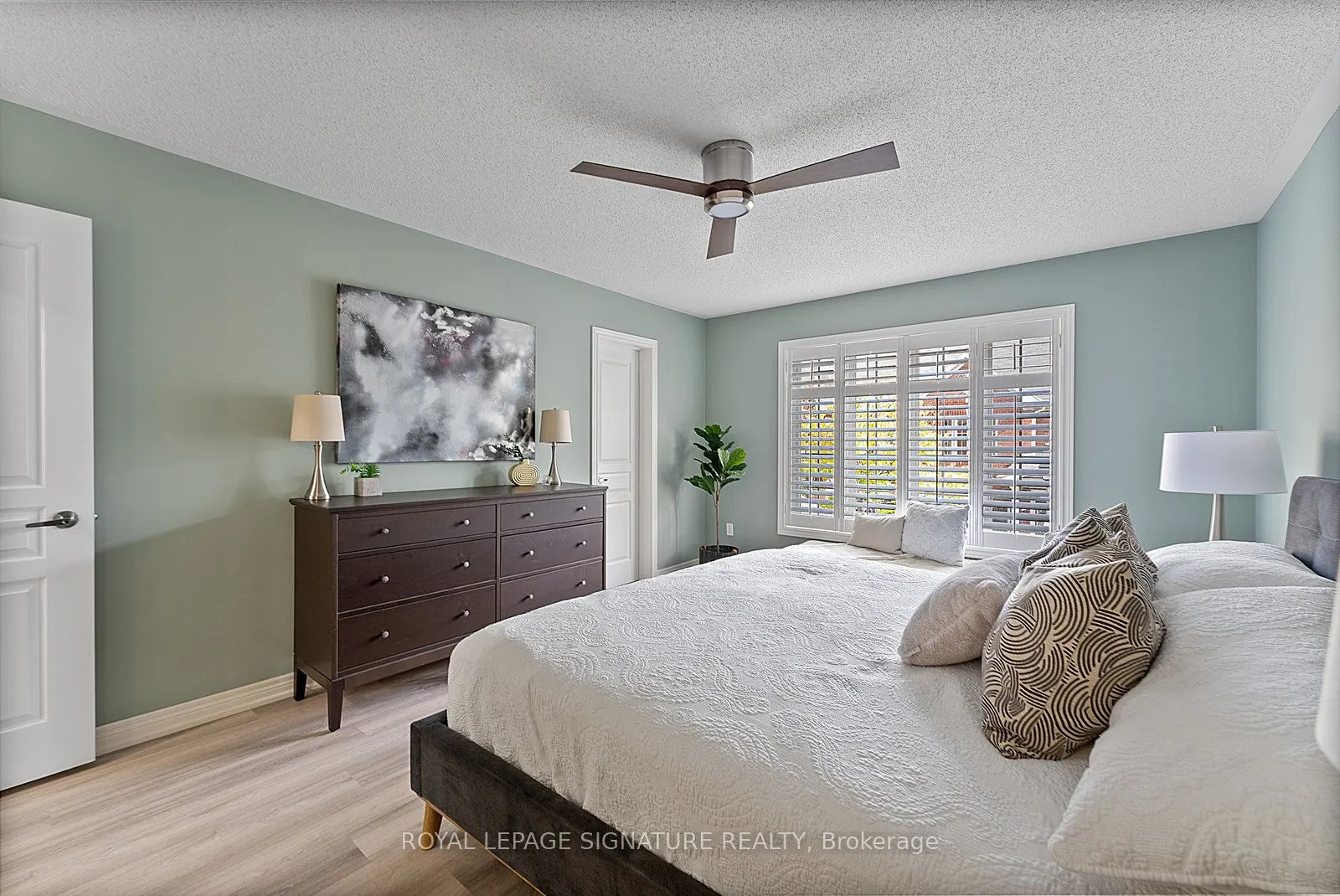 2410 Woodward Avenue, #27