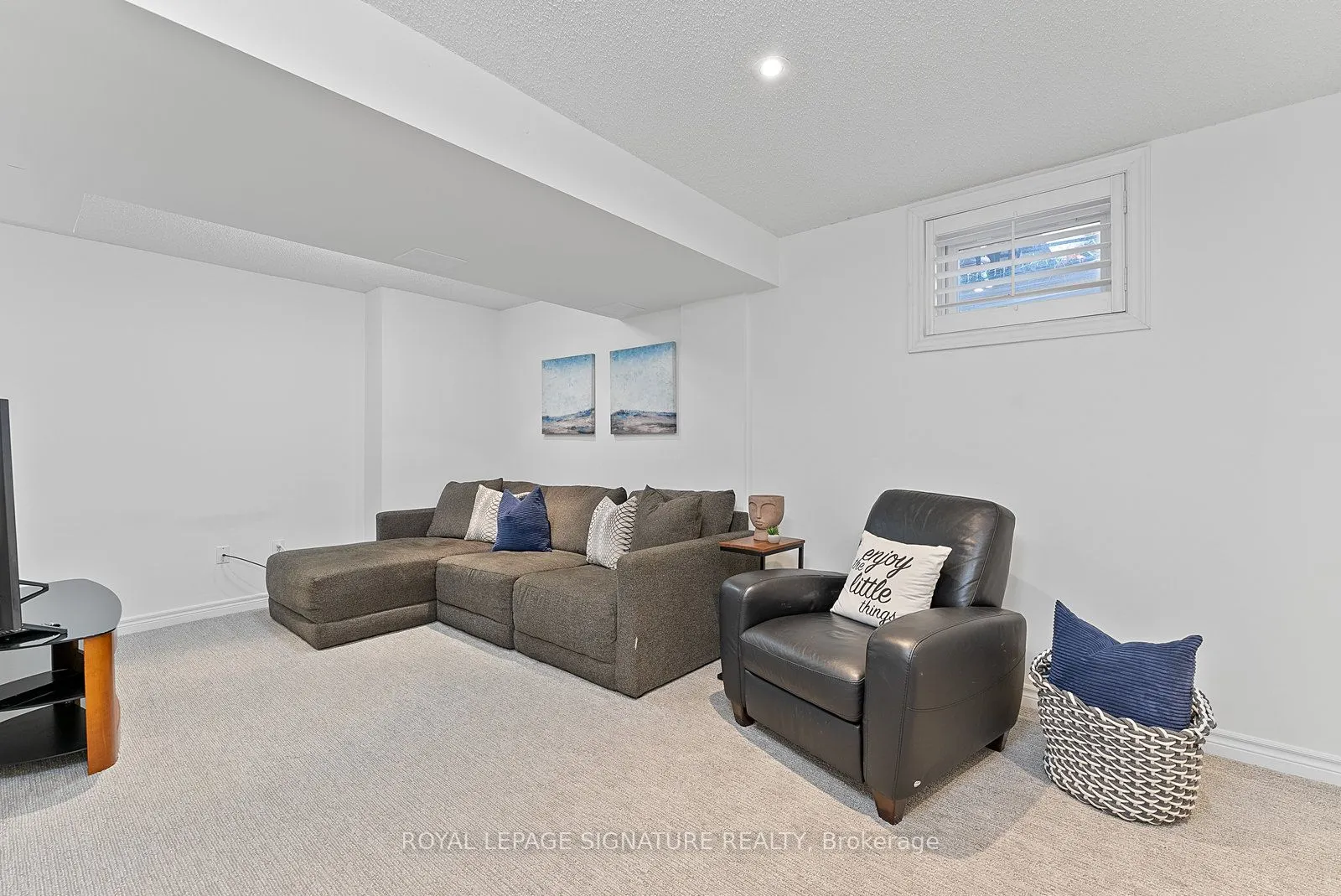 2410 Woodward Avenue, #27