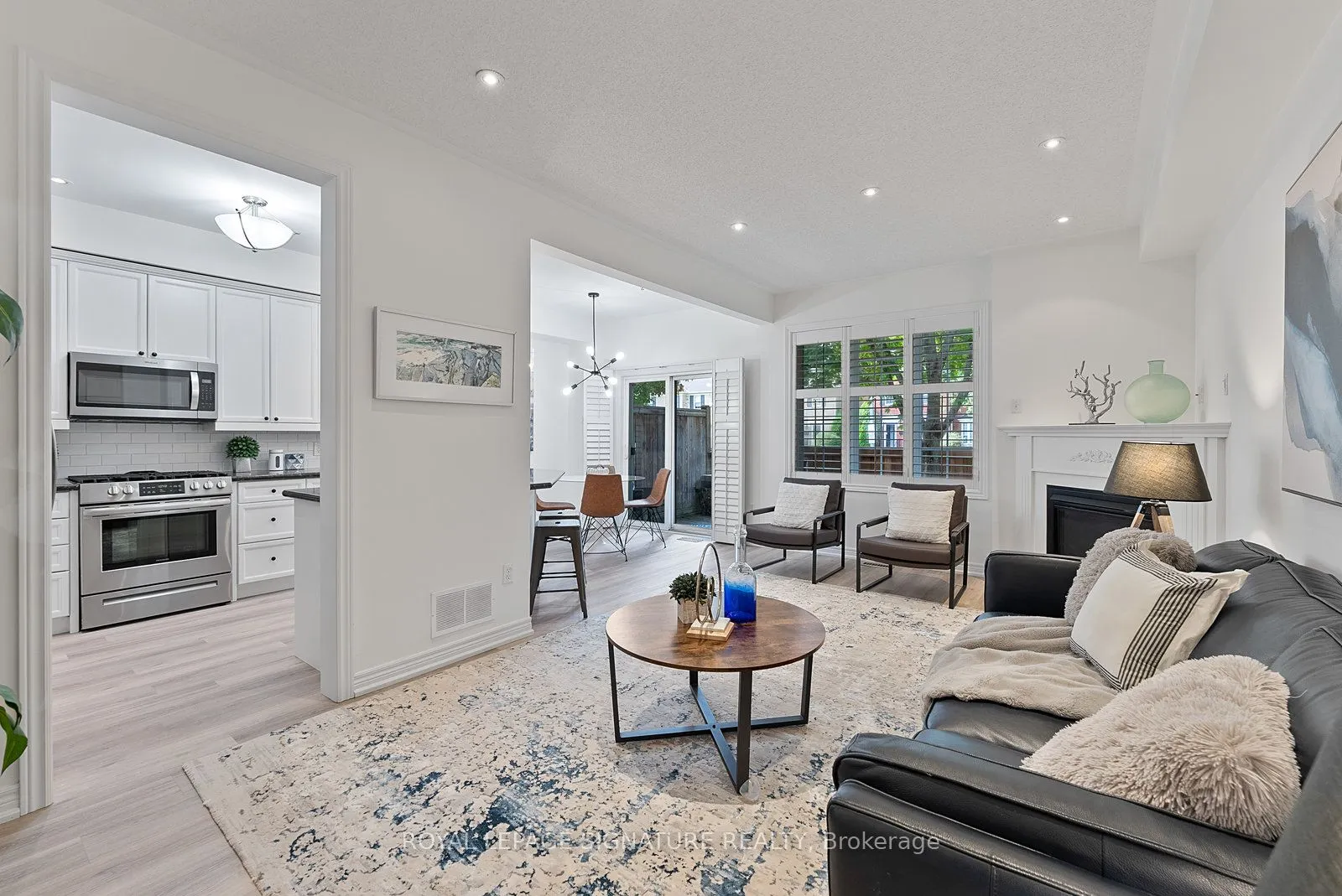 2410 Woodward Avenue, #27