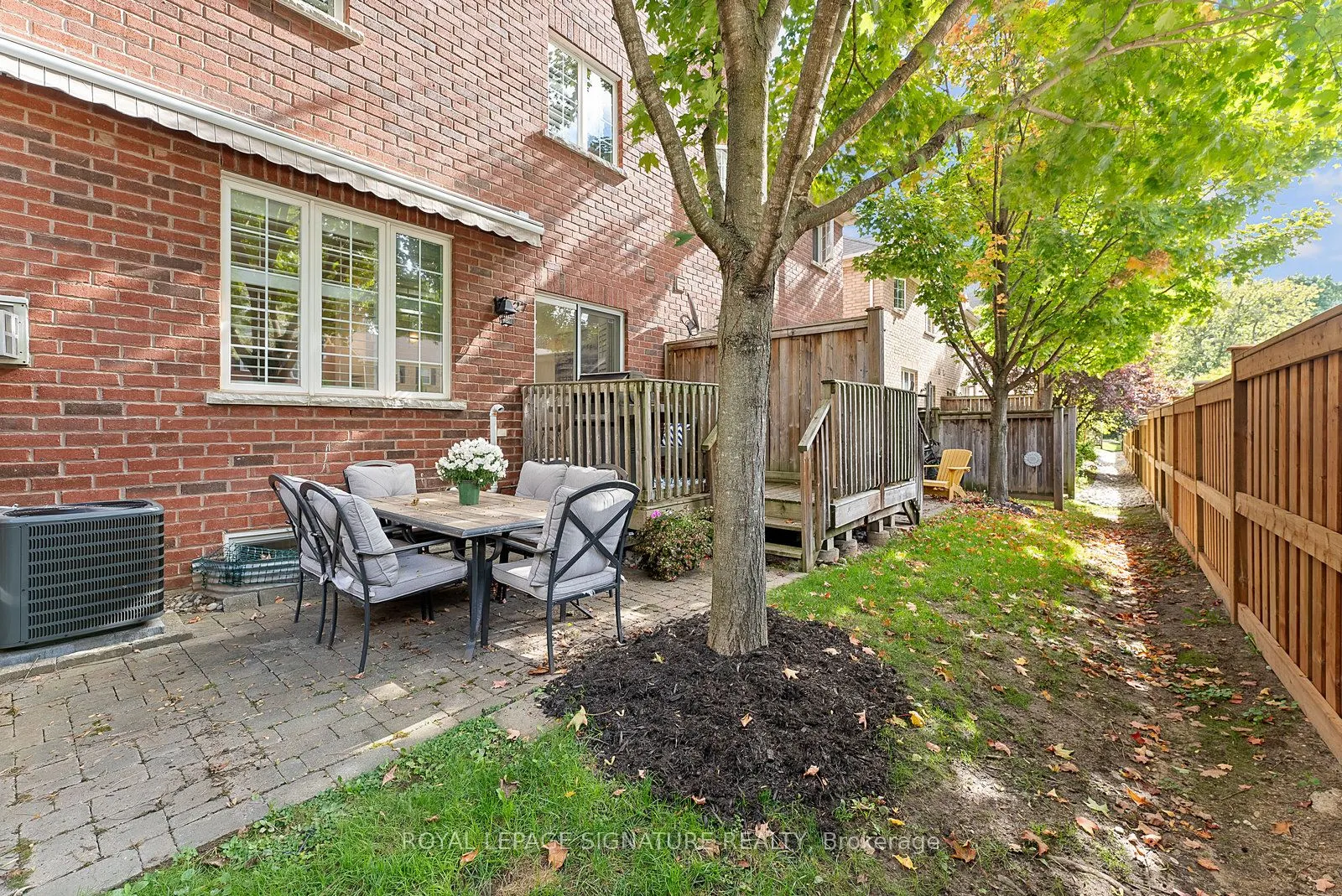 2410 Woodward Avenue, #27