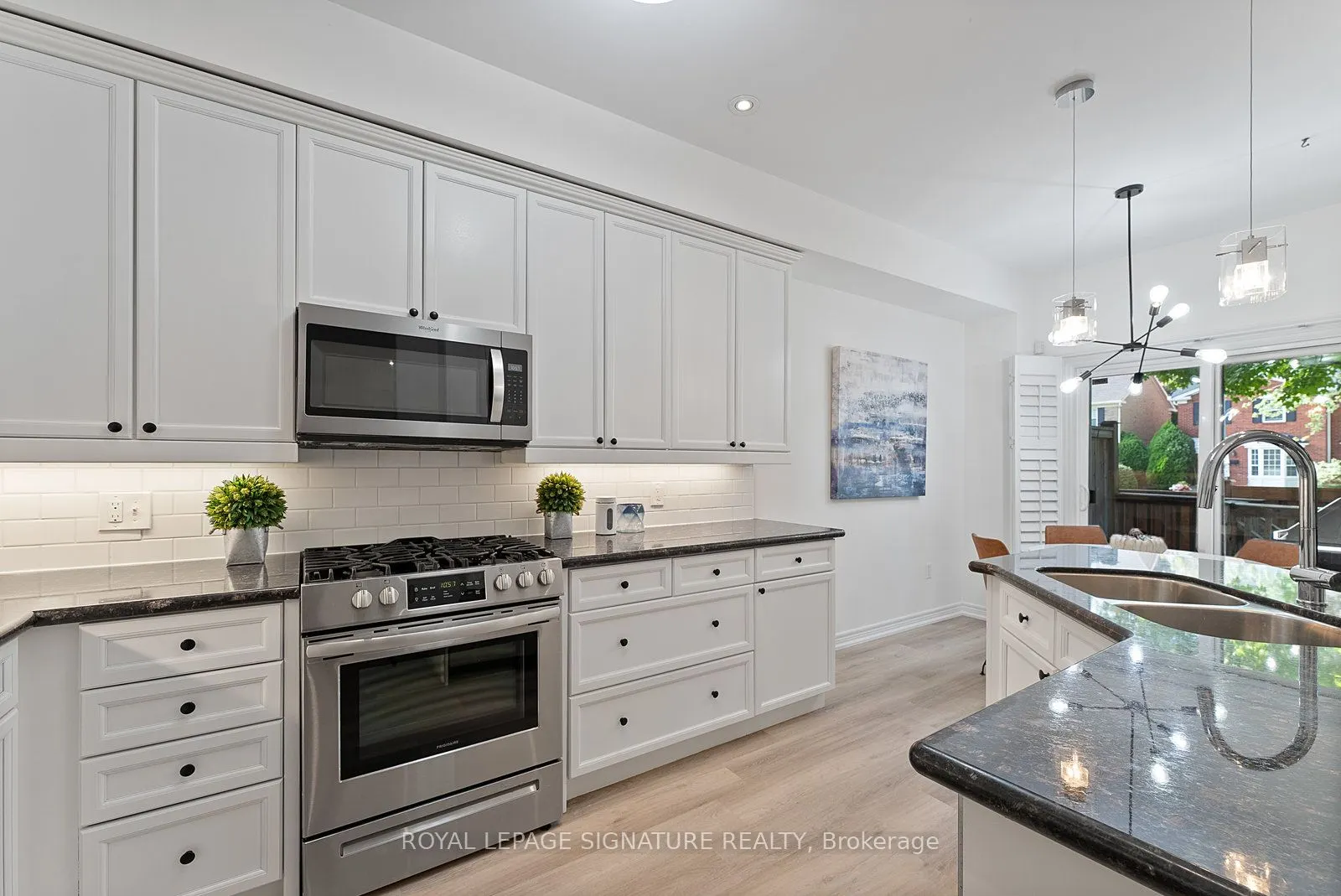 2410 Woodward Avenue, #27