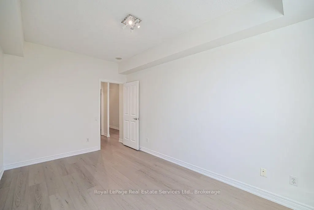 60 Old Mill Road, #604