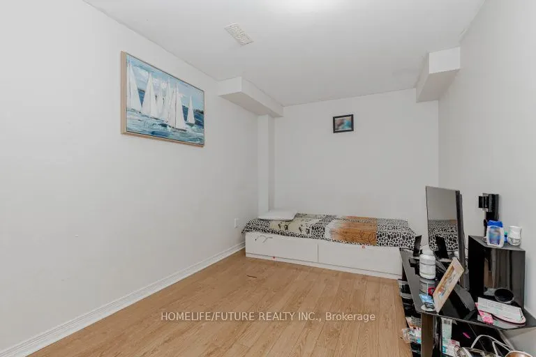 137 Zia Dodda Crescent