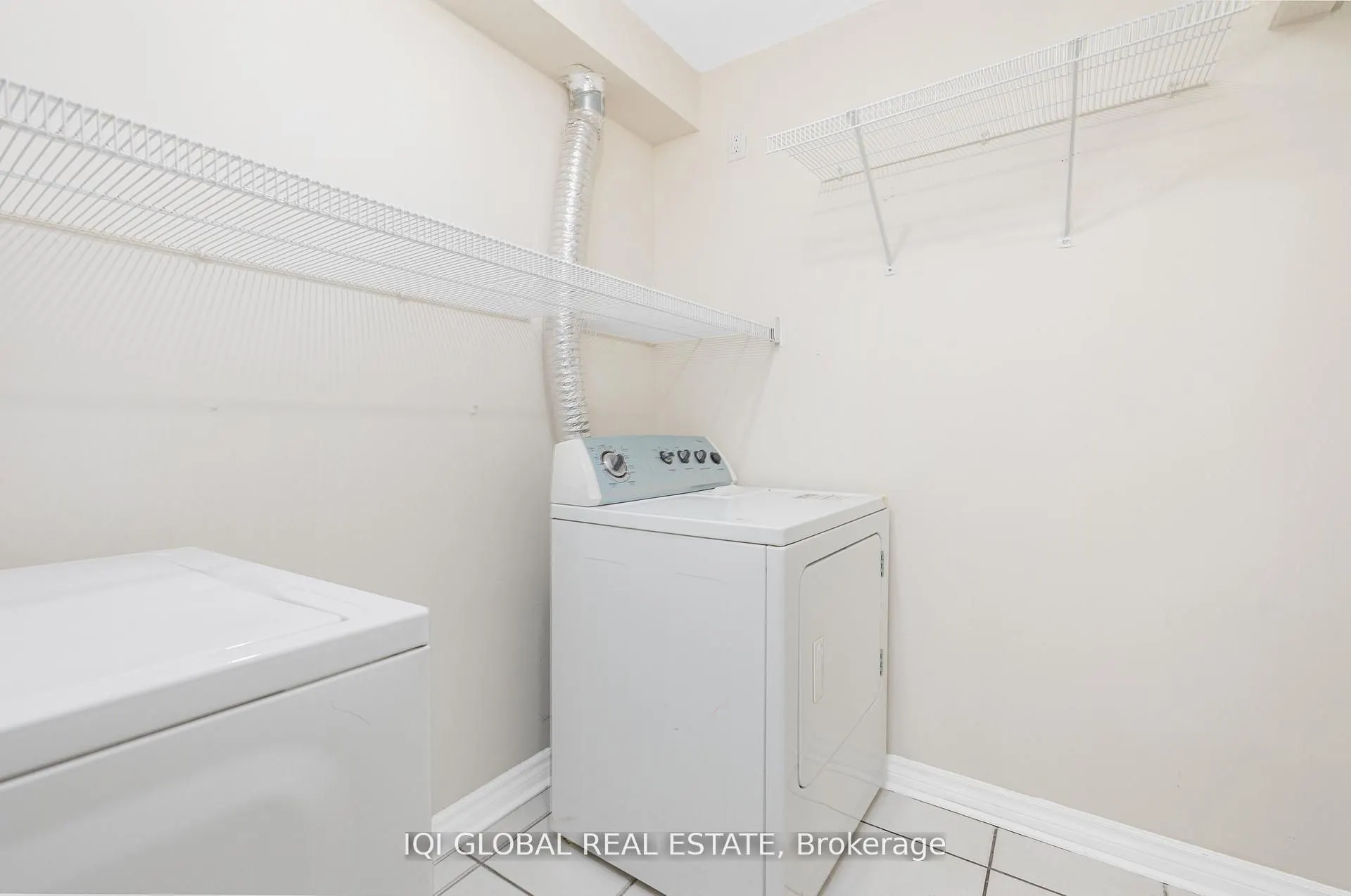 390 Dixon Road, #1516