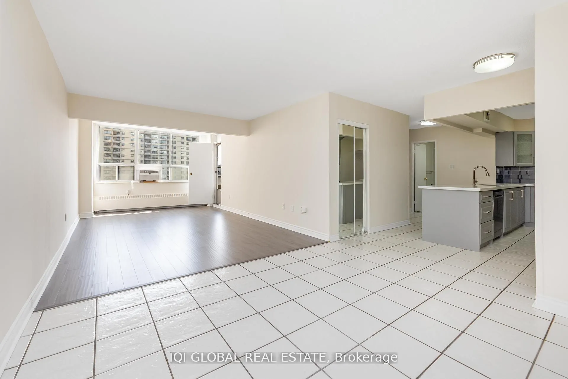 390 Dixon Road, #1516