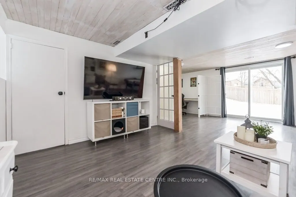 18 Townline