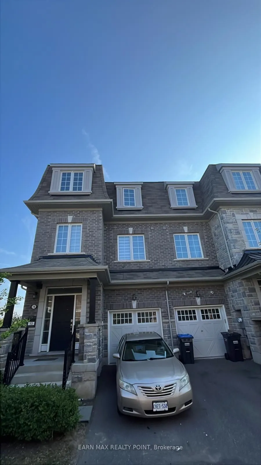 16 Pomarine Way