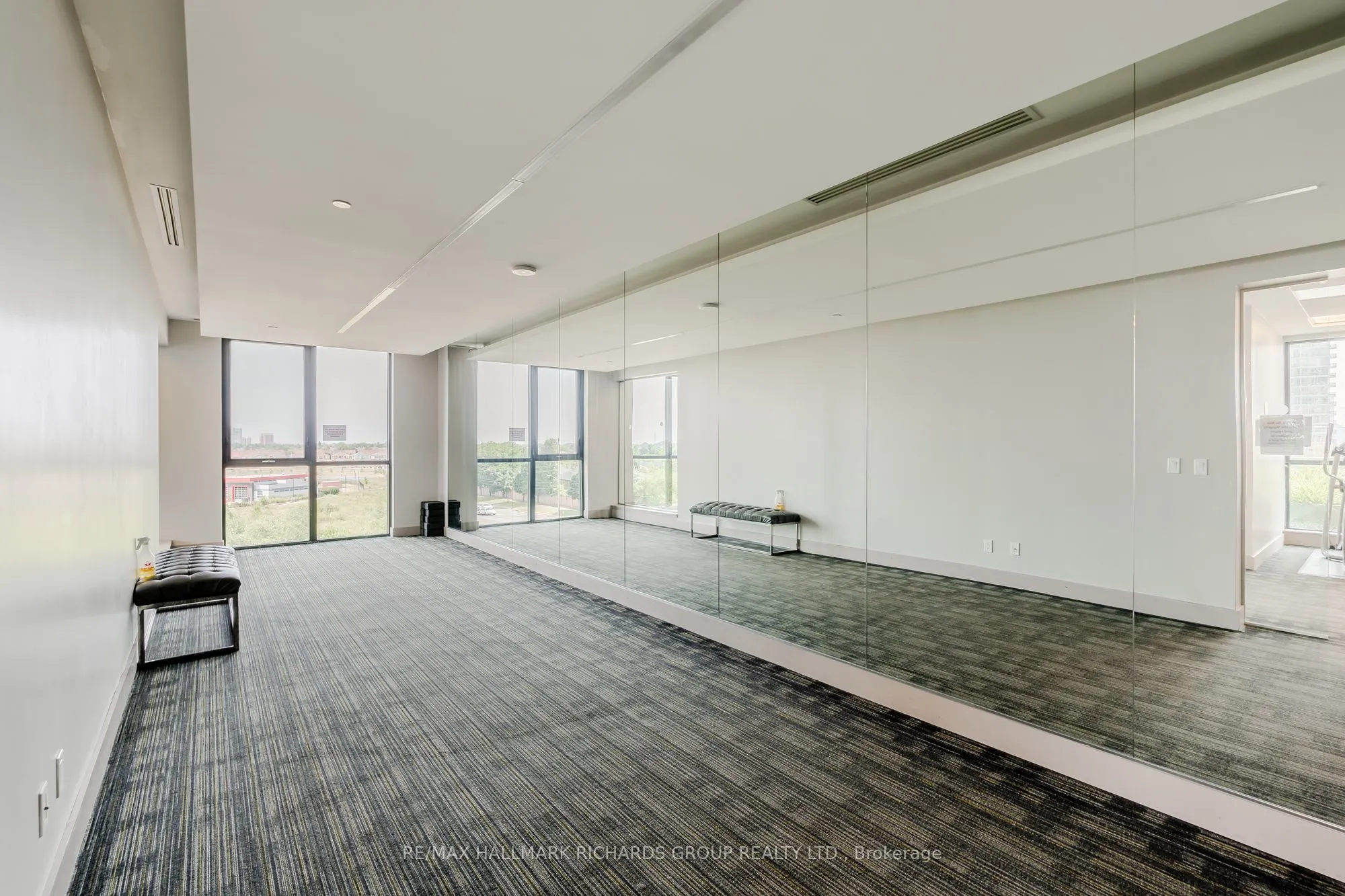 55 Eglinton Avenue W, #708