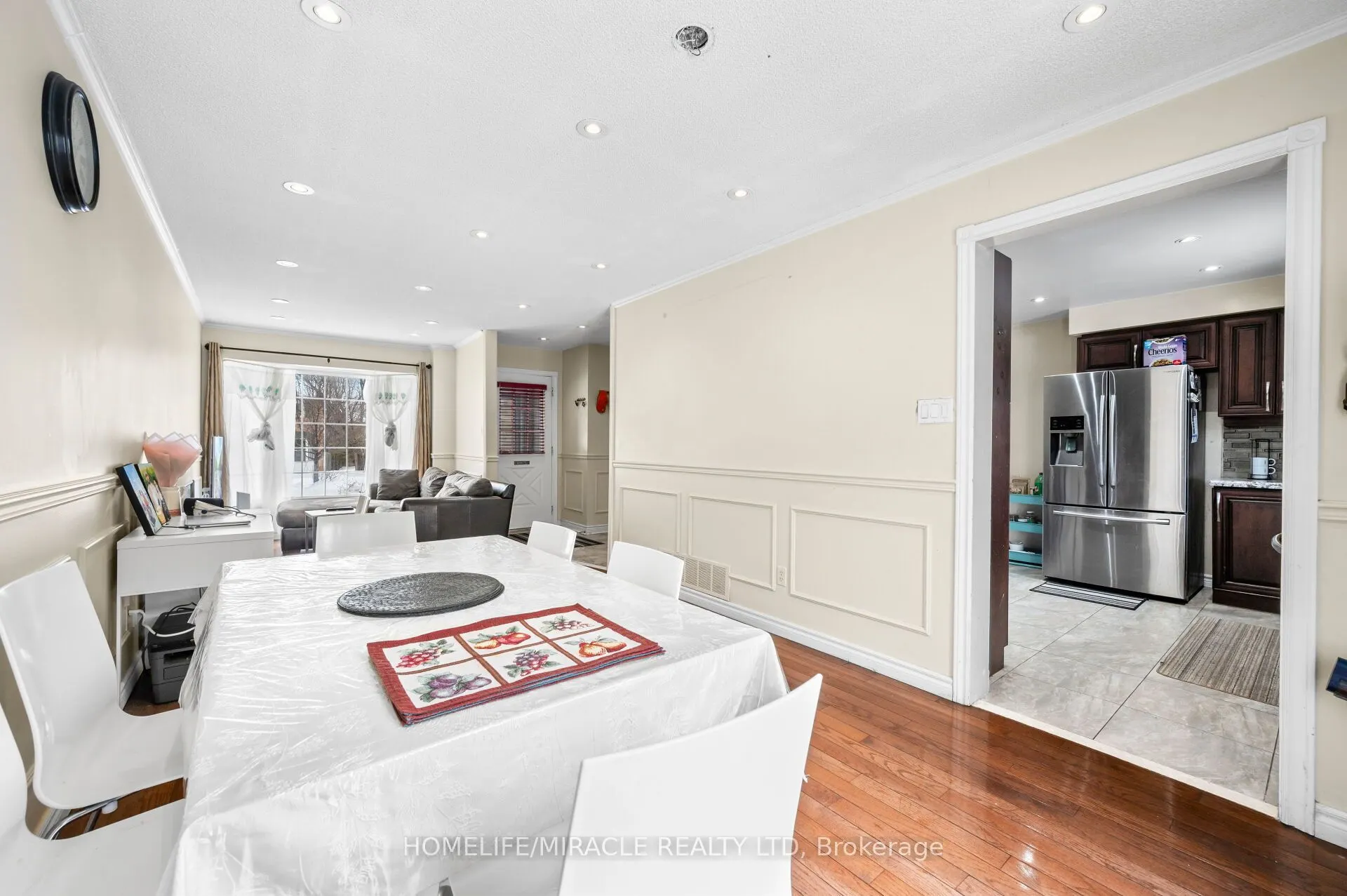 3124 Patrick Crescent